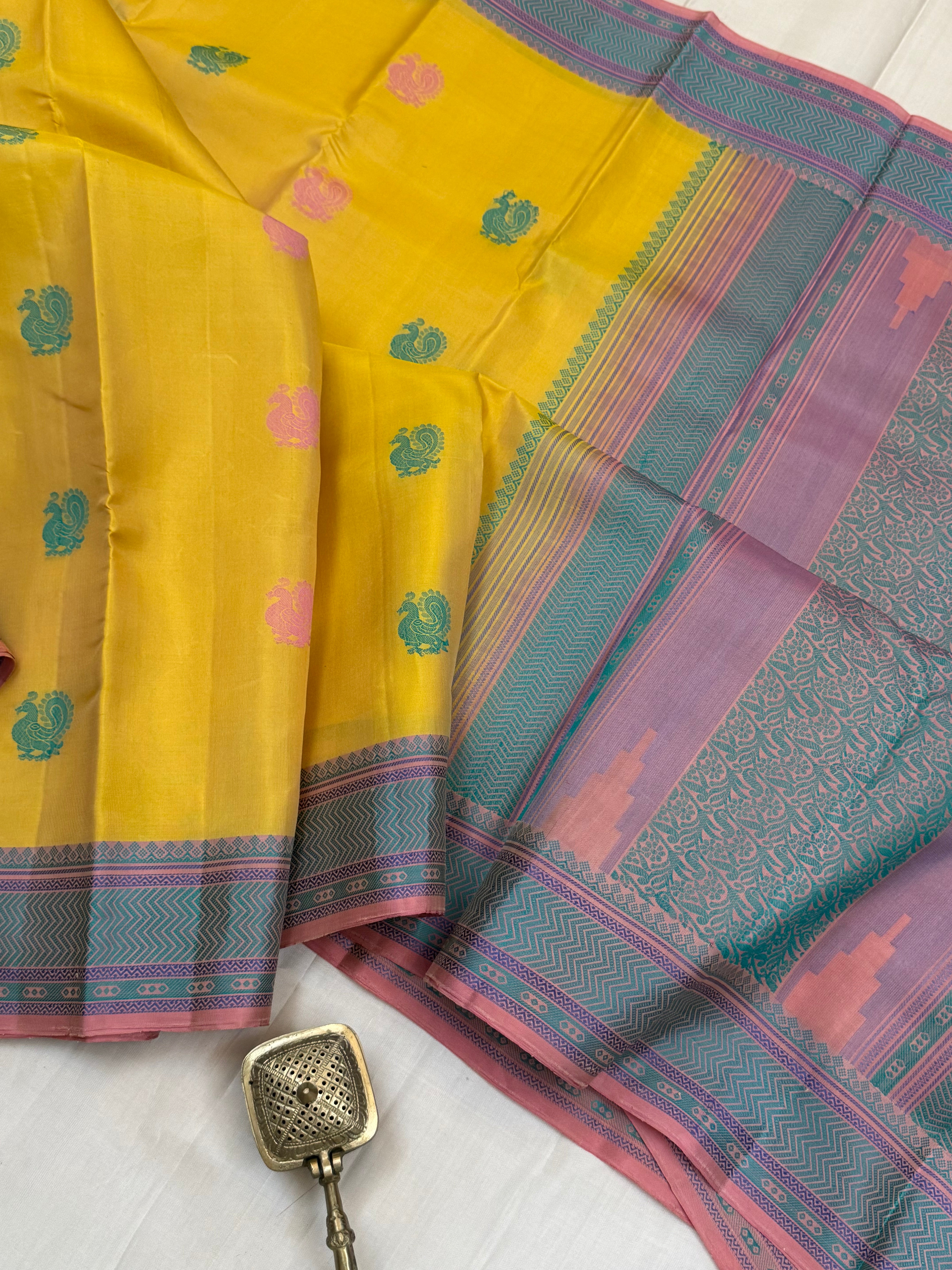 Yellow thread butta /  Varnangal Thread work  / CLSA11279