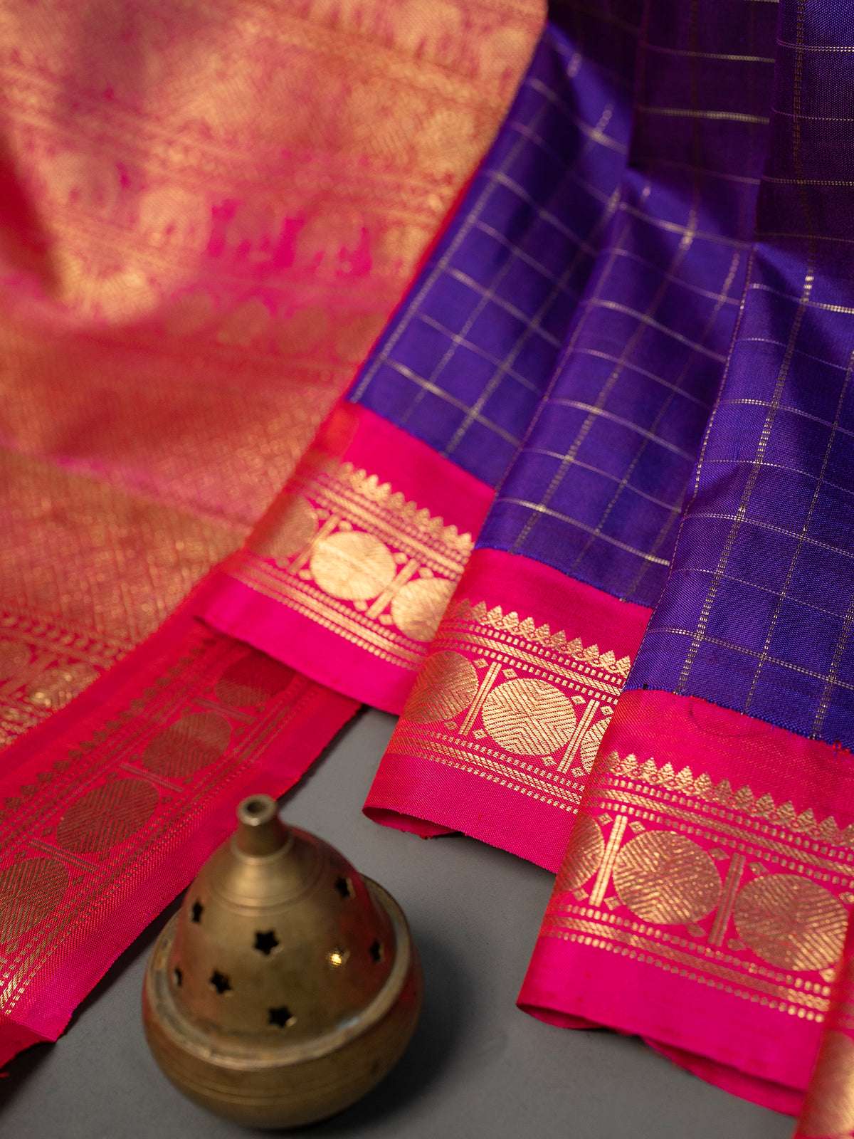 Purple shot violet zari kattam kai korvai rudraksha border/ Kanjipuram Silk Saree CLSA108