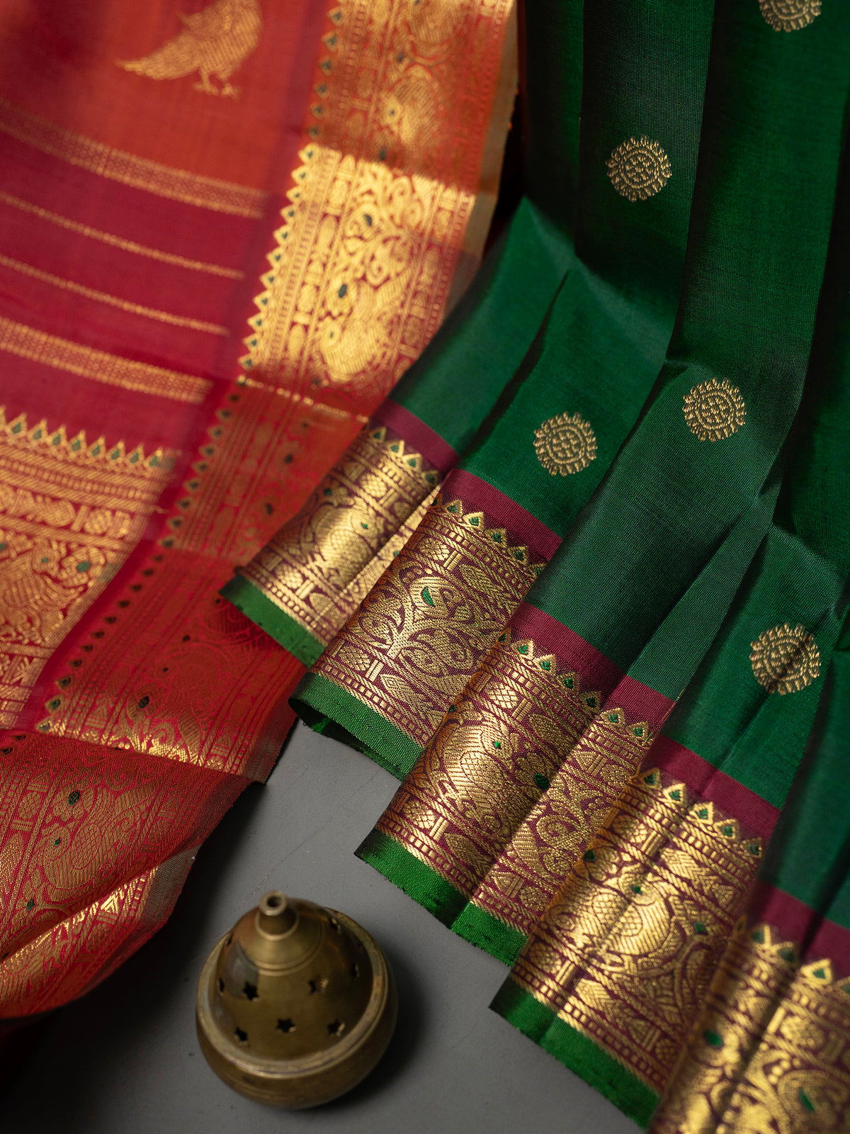 Green with butta pure Zari /Kanjipuram Silk Saree CLSA11994