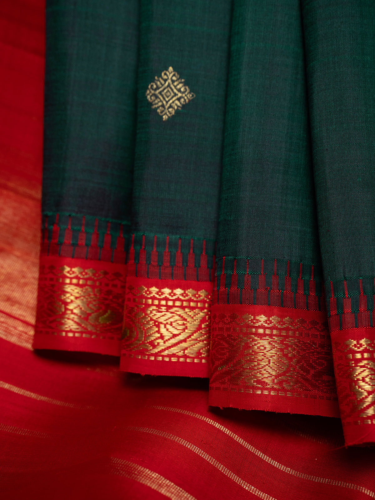 Dark green and red kai korvai/ Kanjipuram Silk Saree CLSA