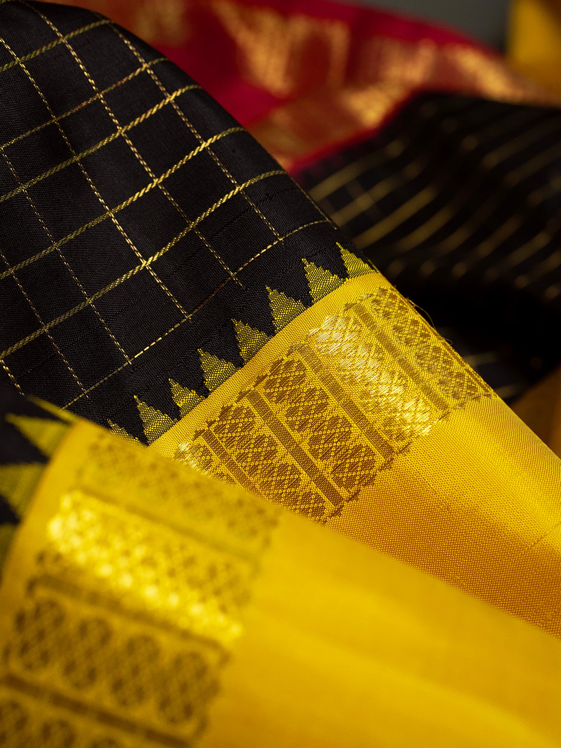 Vintage table Palla Korvai  / Kanjipuram Silk Saree CLSA11600