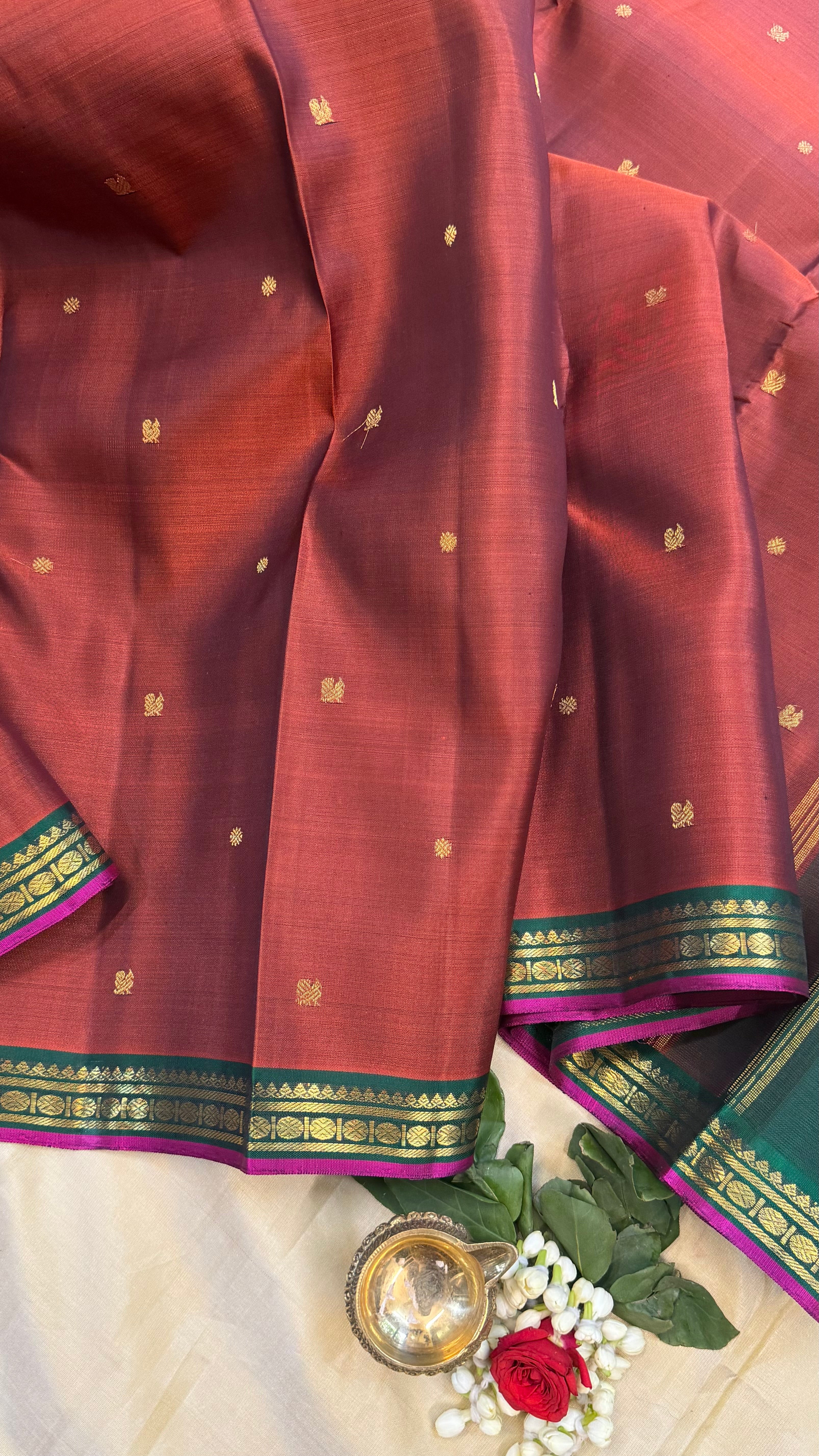 Dark brown and green small border/ Kanjipuram Silk