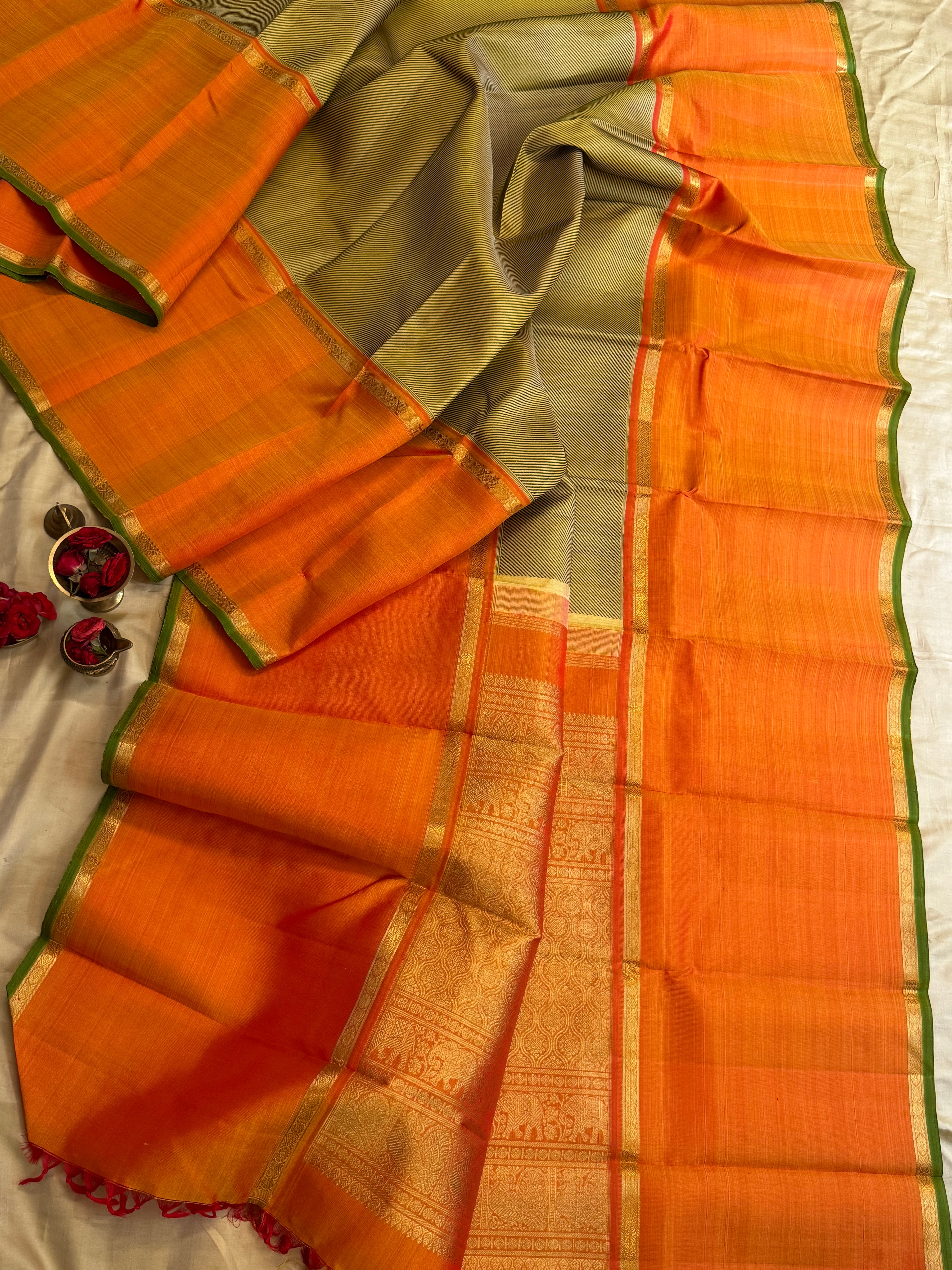 Lehariya long border/ Kanjipuram silk