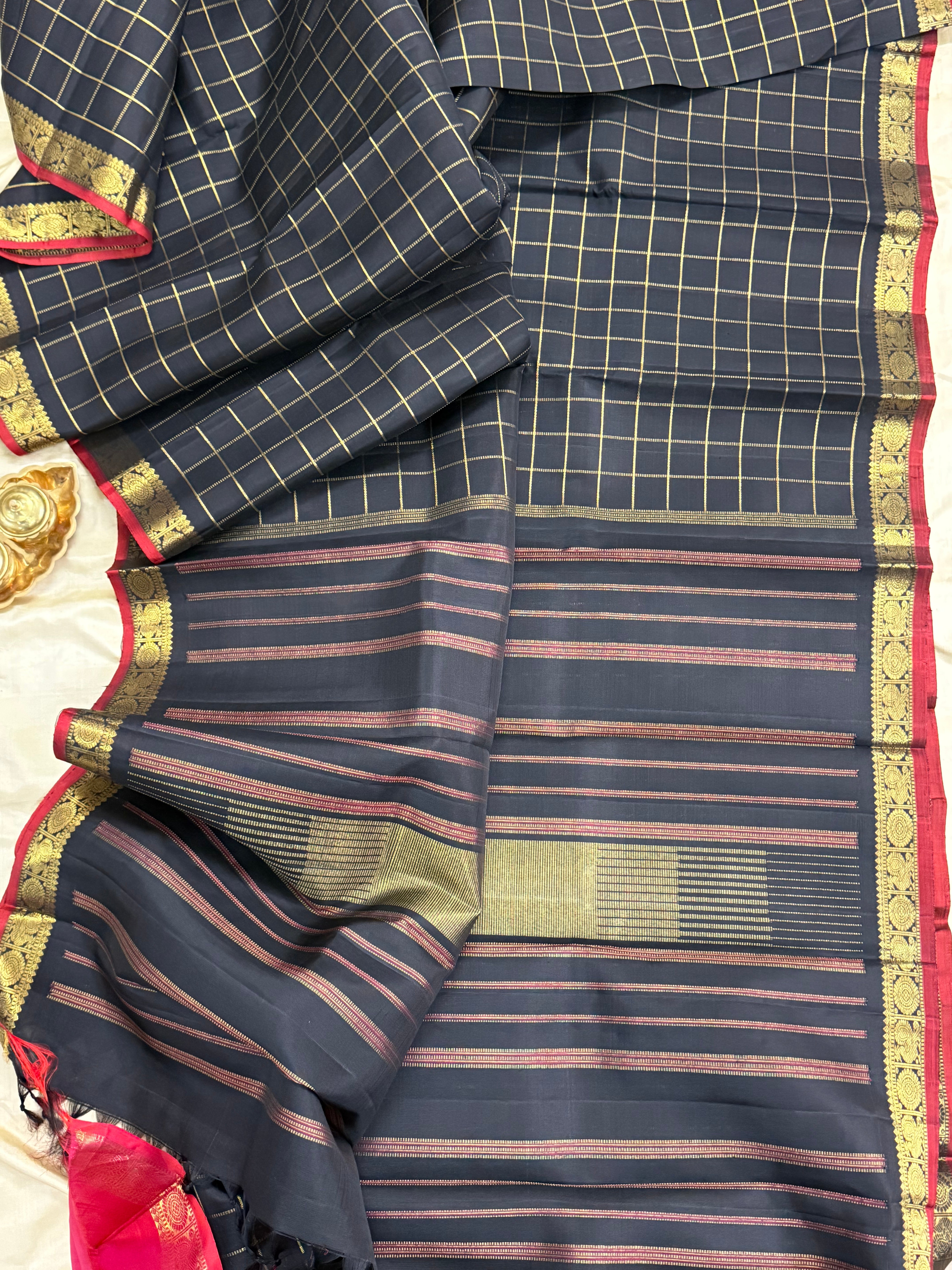 Black zari kattam / Kanjipuram silk CL7035