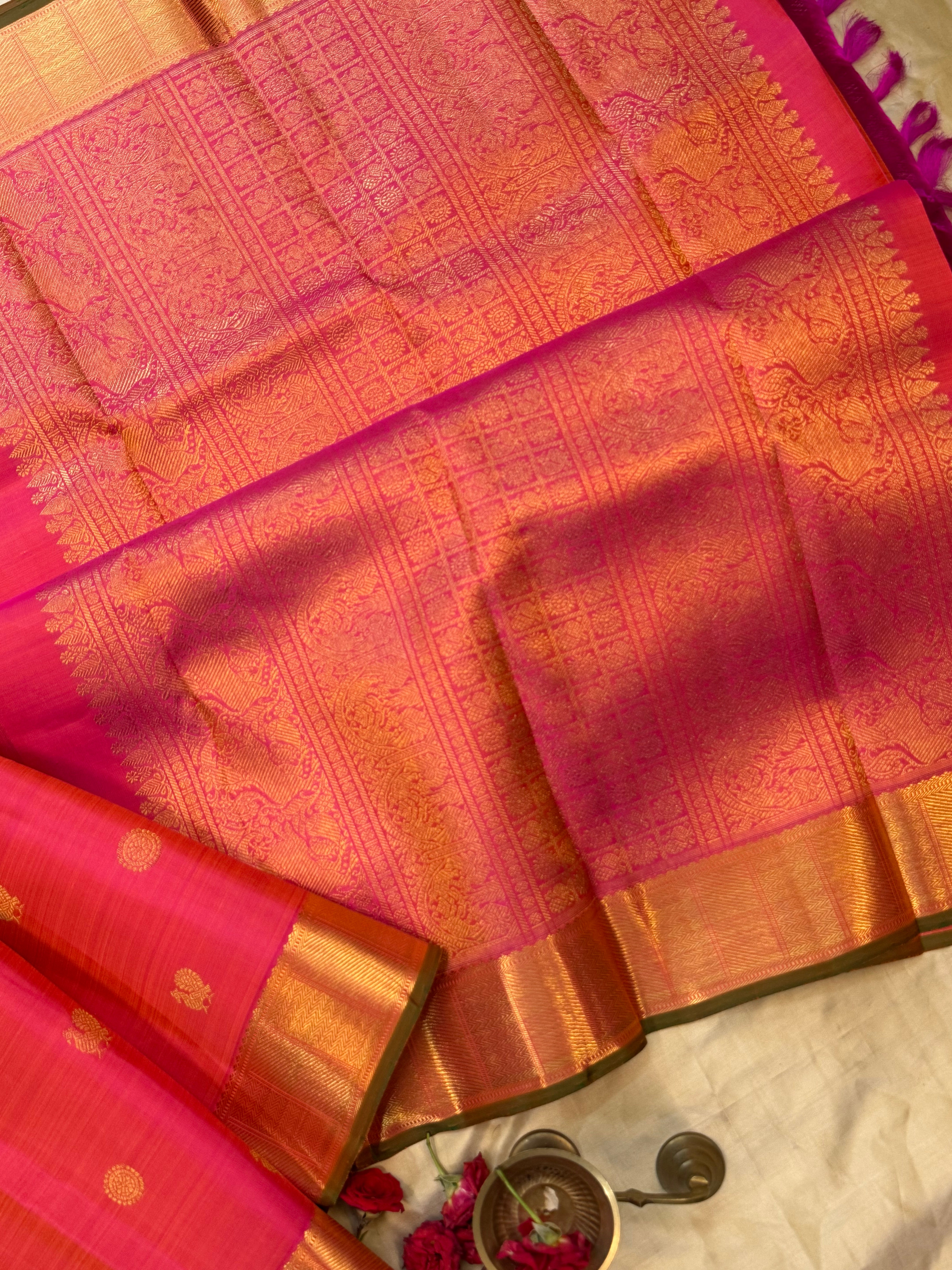 Carrot pink geeti border/ Kanjipuram silk