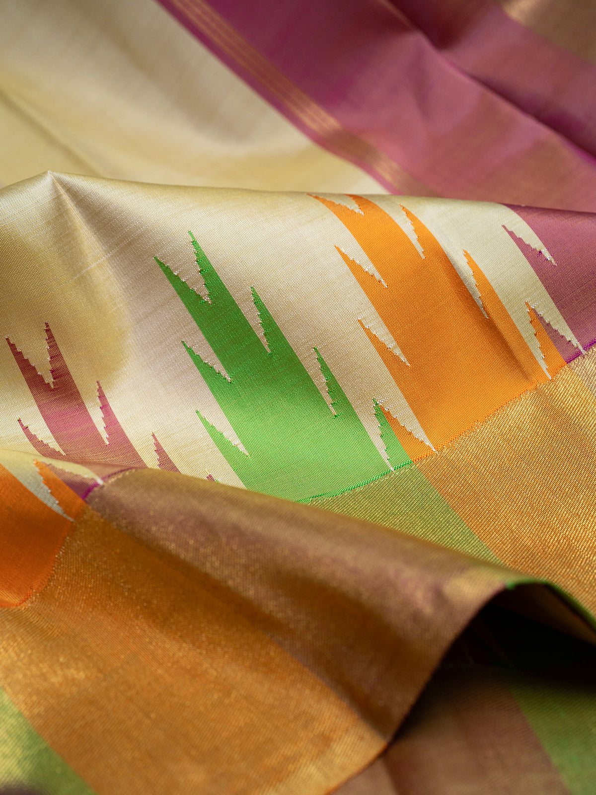 Offwhite multi color 8 kol temple border/ Kanjipuram Silk Saree CLSA2185