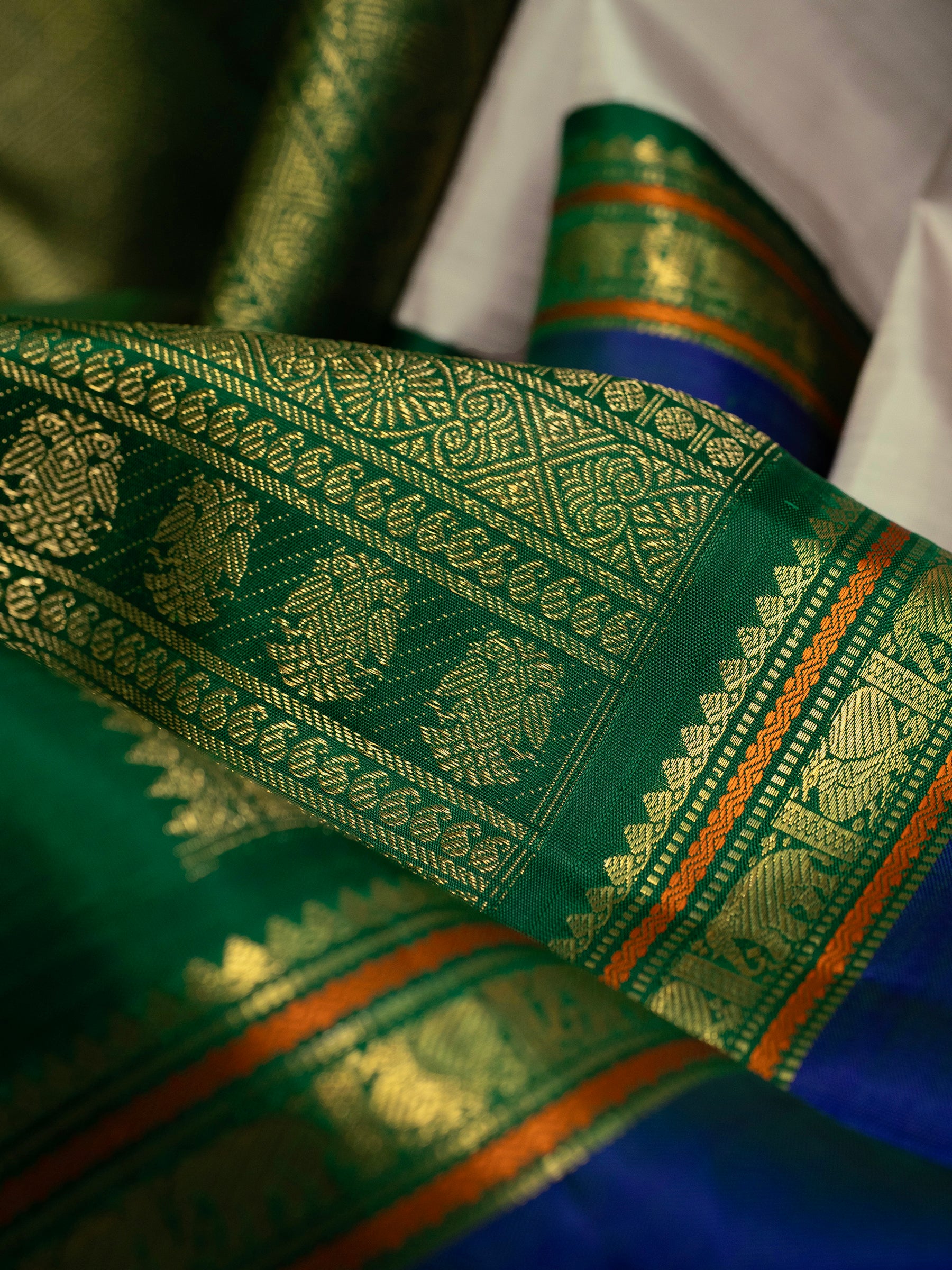 Beige retta pet Korvai Kanjipuram Silk Saree CLSA9483