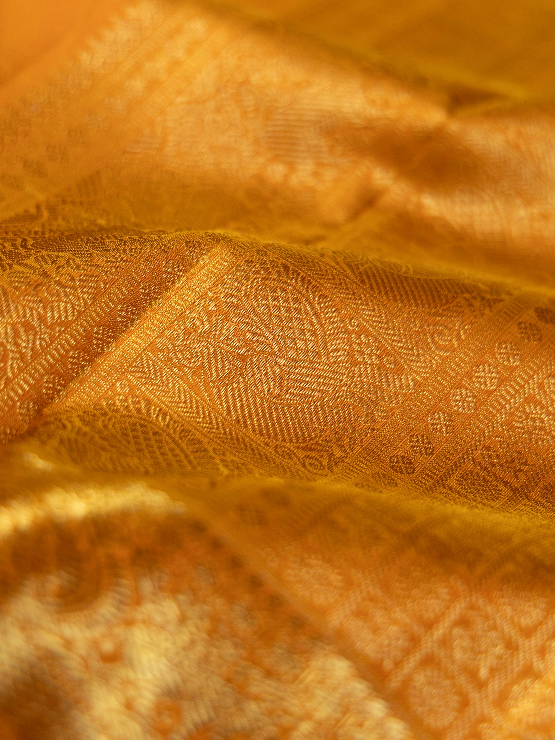 Sunshine orange brocade / Bridal Kanjipuram Silk Saree CLSA4205