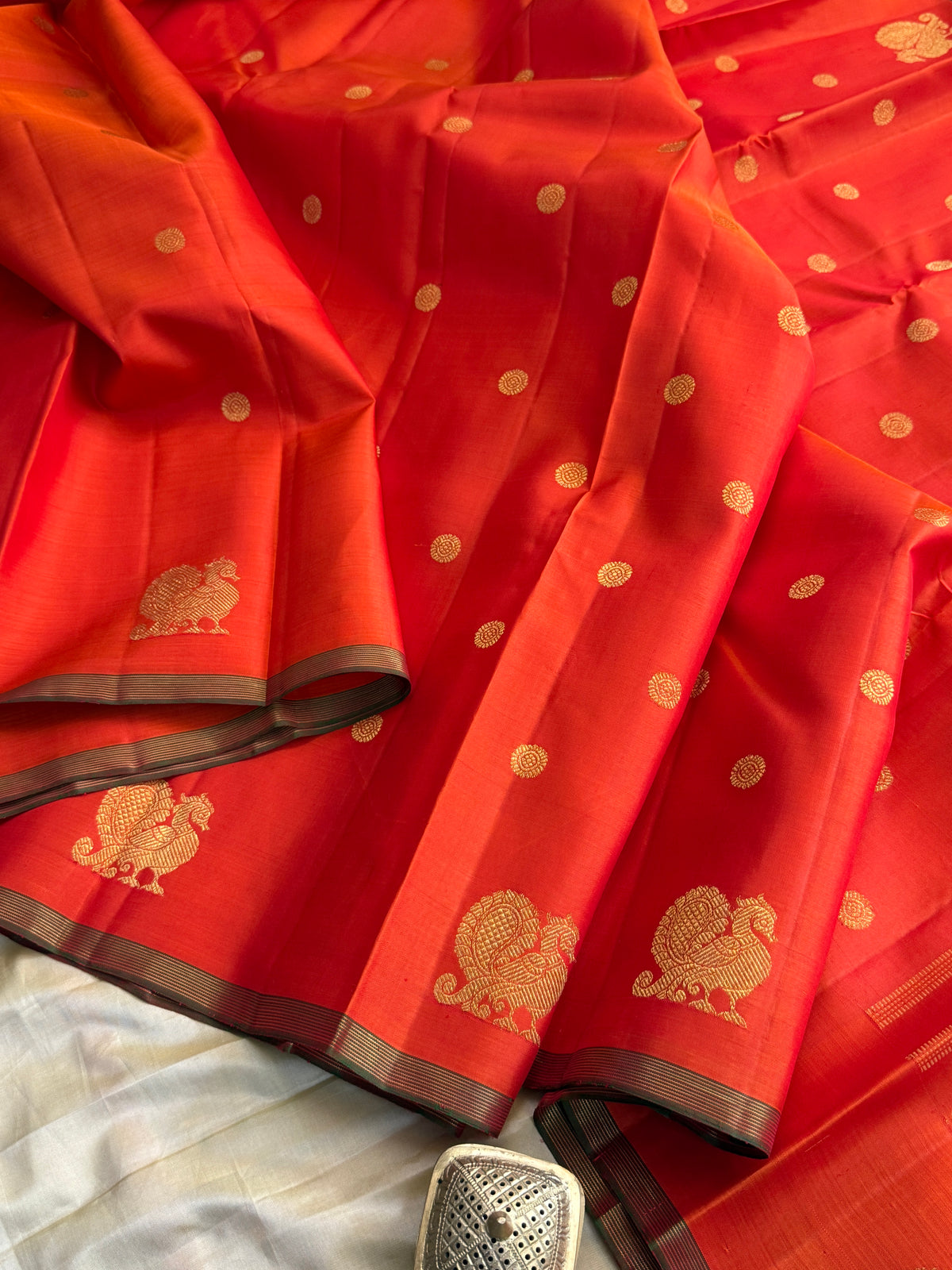 Rustic orange border Annam butta / kanjipuram silk saree clsa 11950