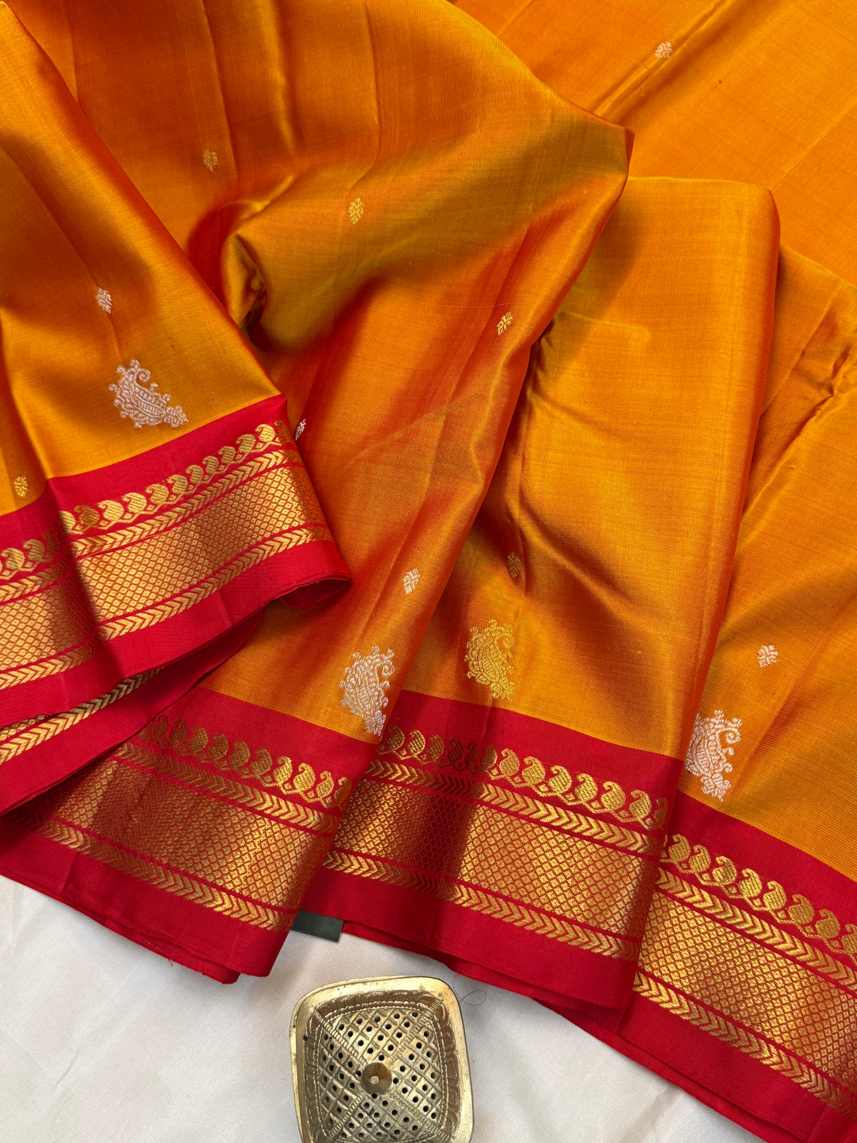 Gadwal silk Simha colour clsa 9300