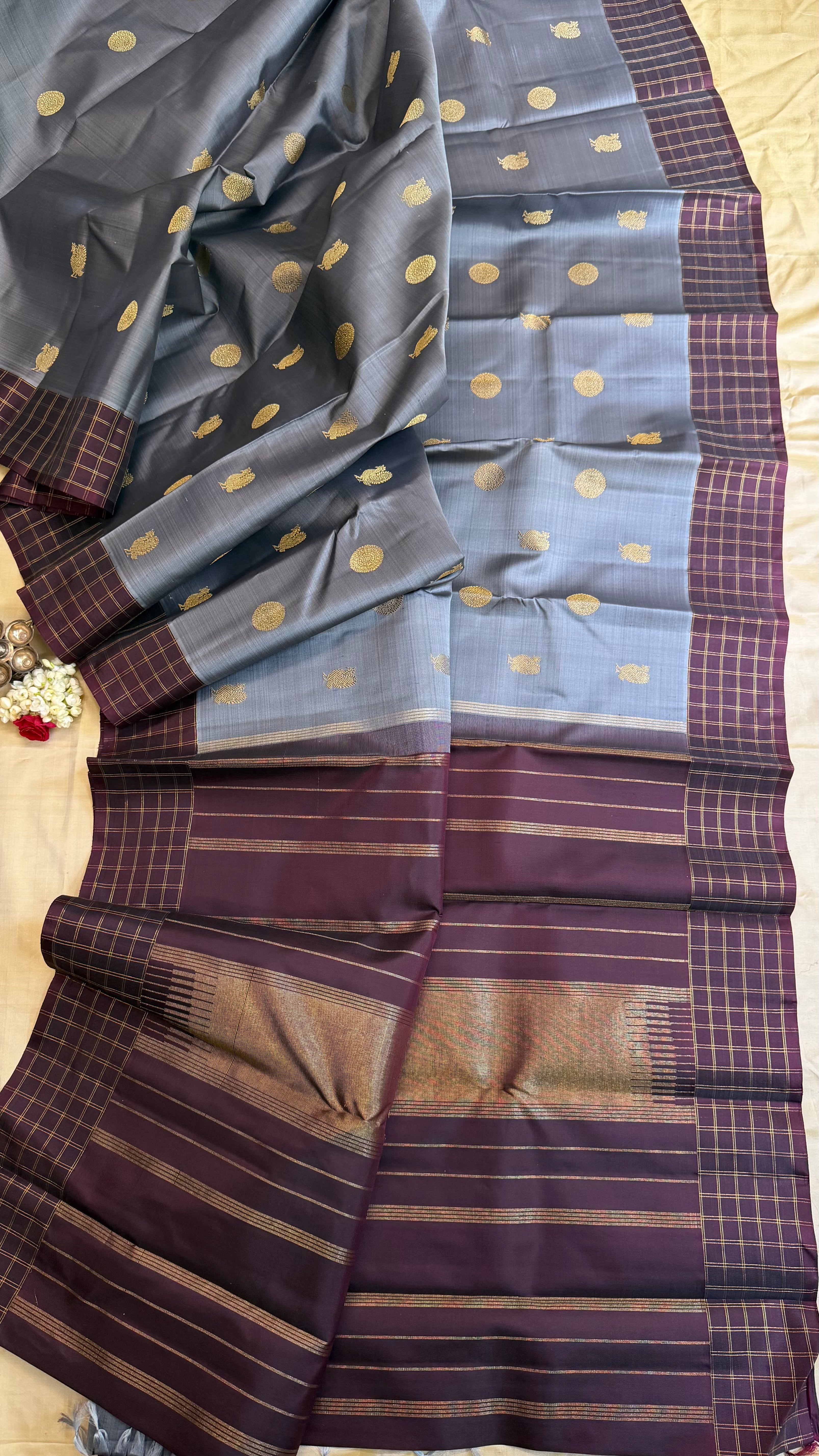 Grey and brown checked border / Kanjipuram Silk