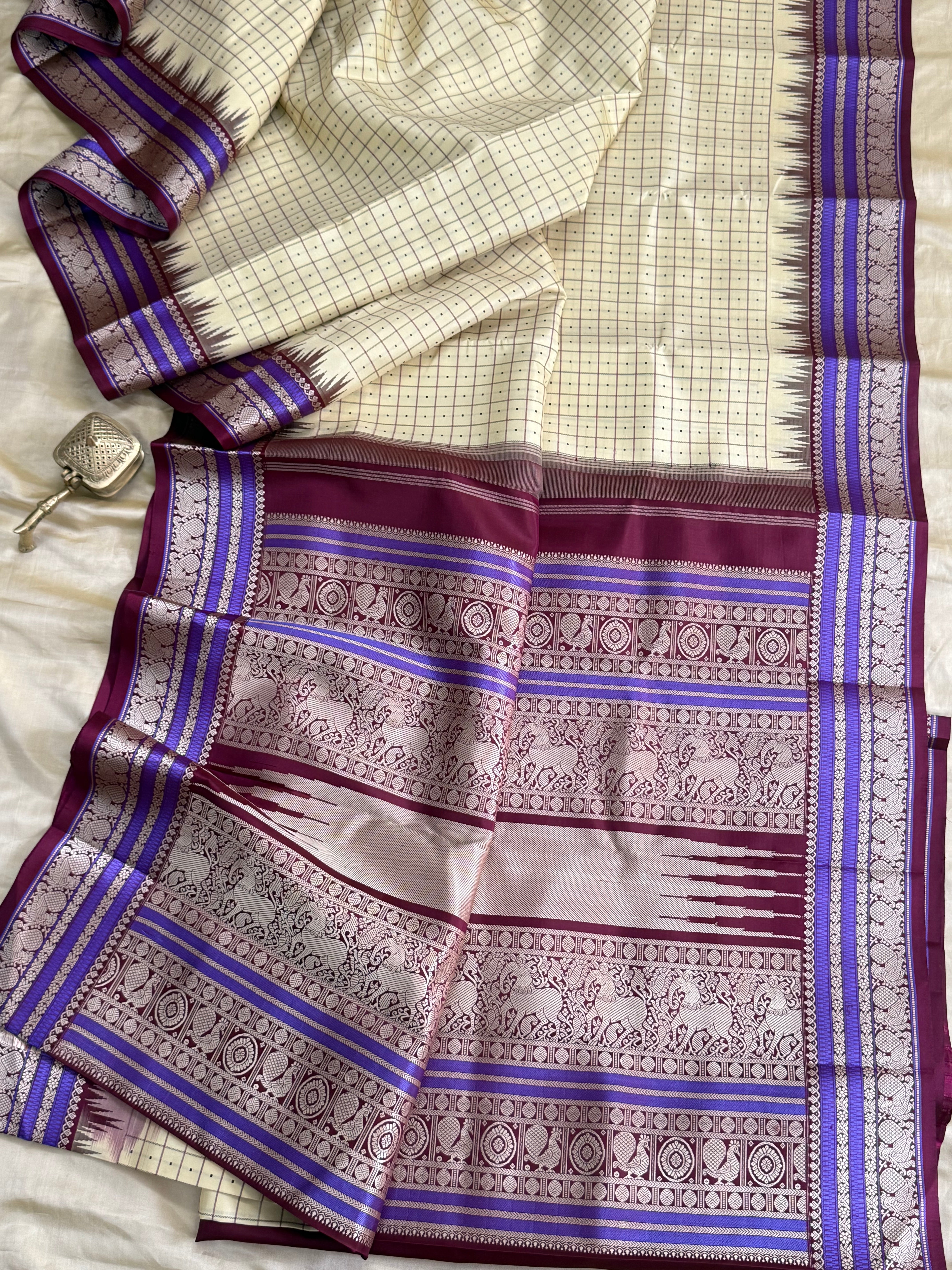 Cream Laksham Butta with temple border/ special edition CLSA10477