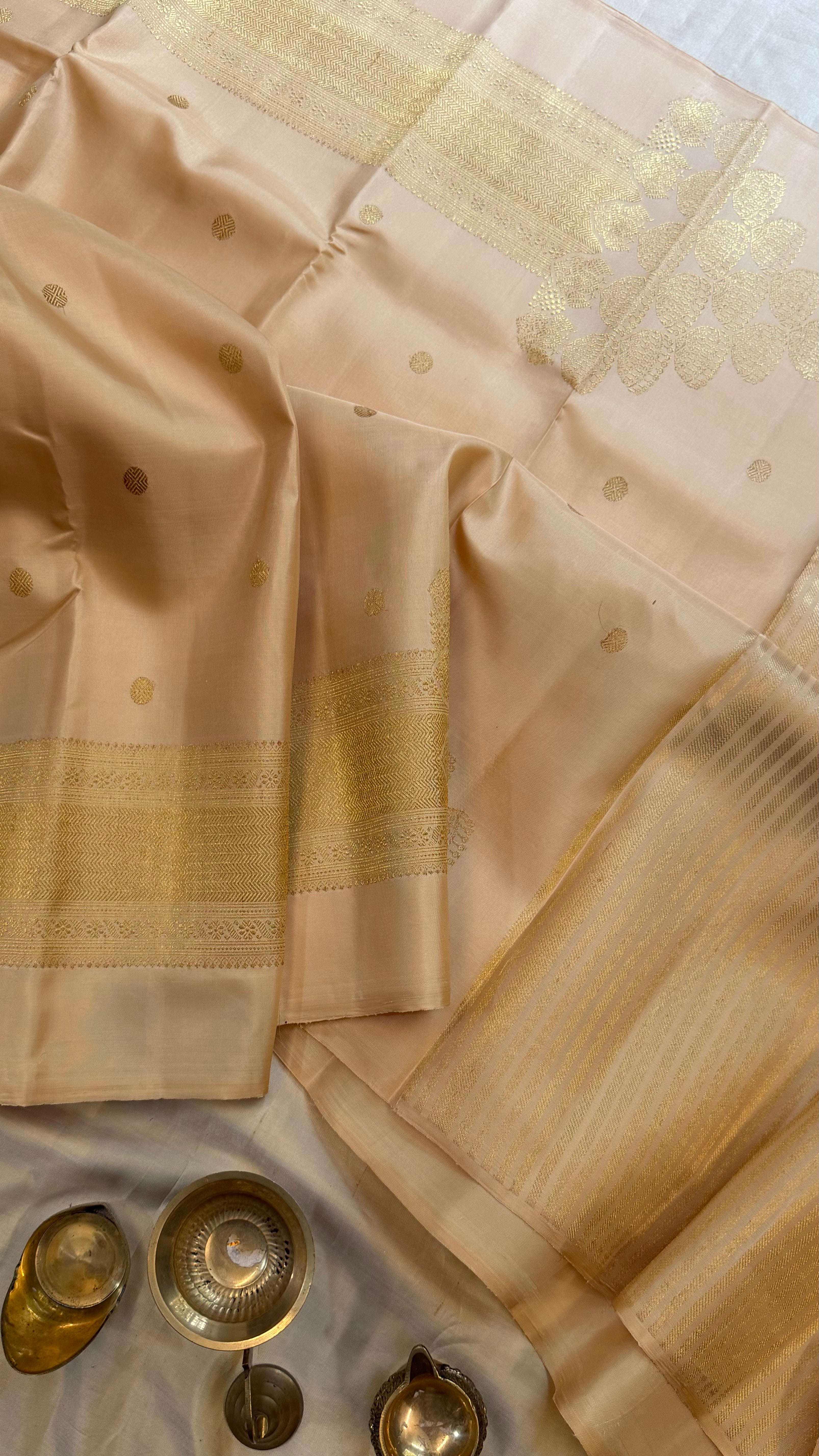 Odiyanam border jhimki palla  master weaver / Kanjipuram silk