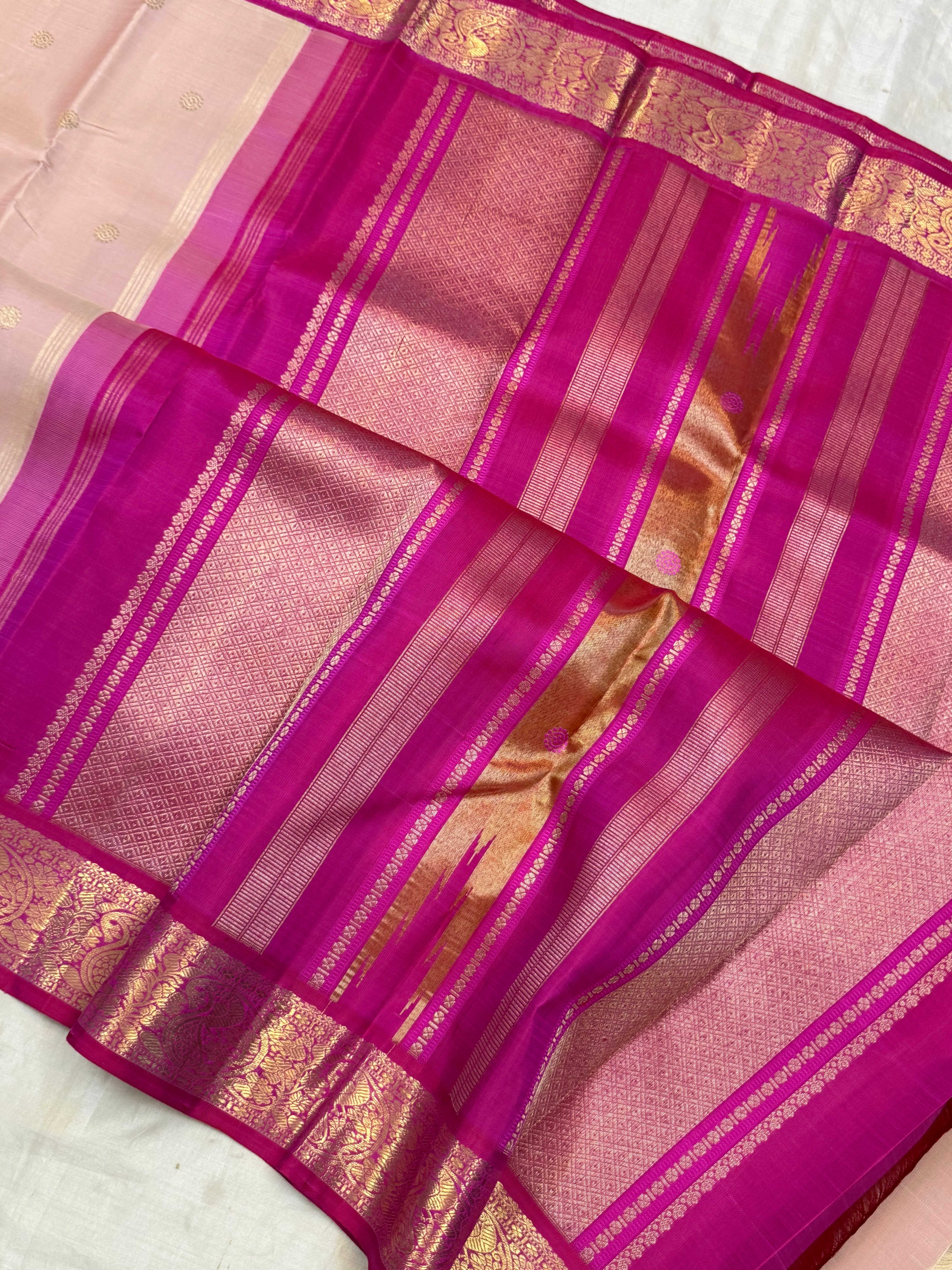 Biscuit  pink Korvai  Kanjipuram silk
