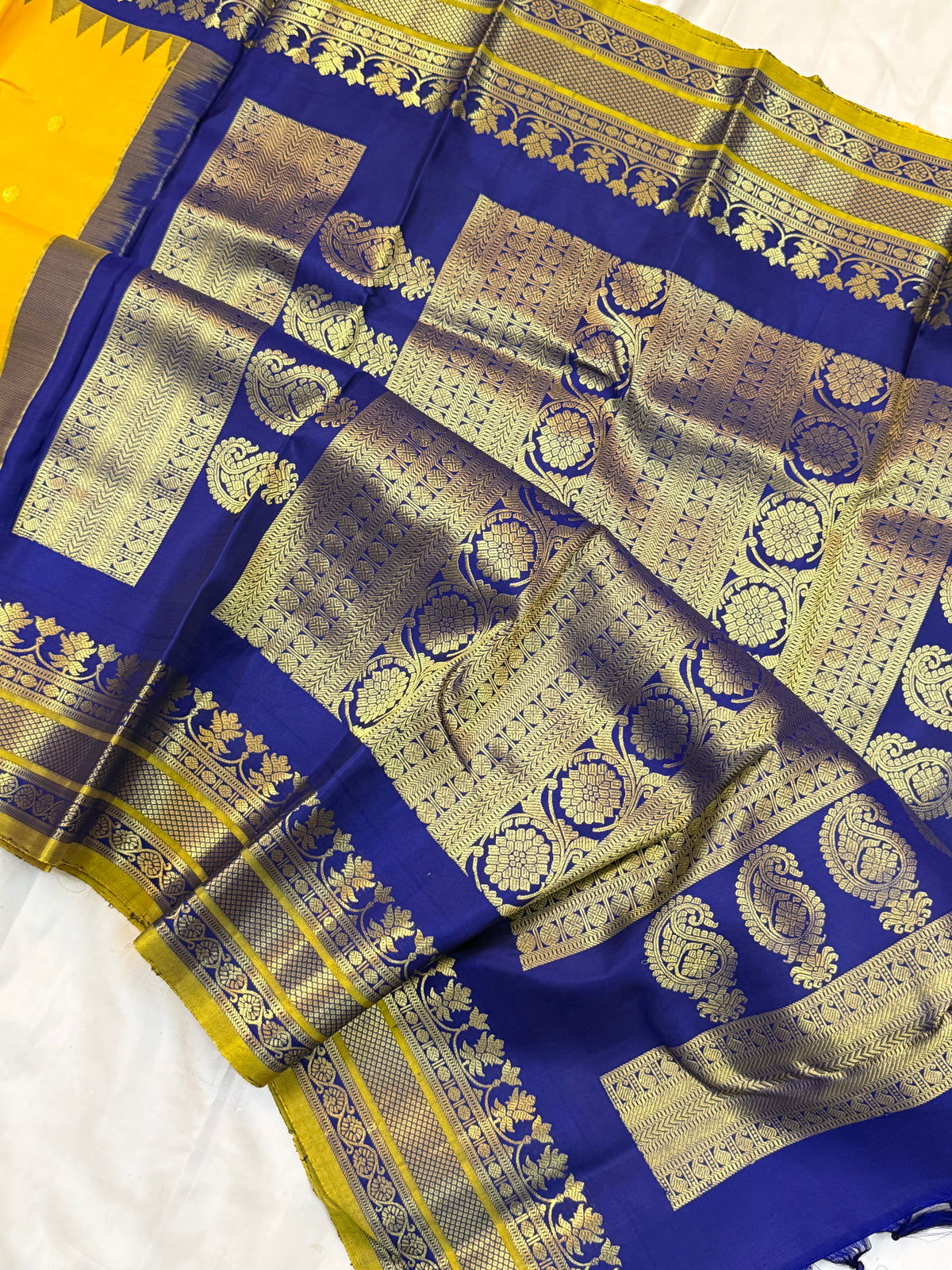 Gadwal silk yellow Korvai temple clsa 9309