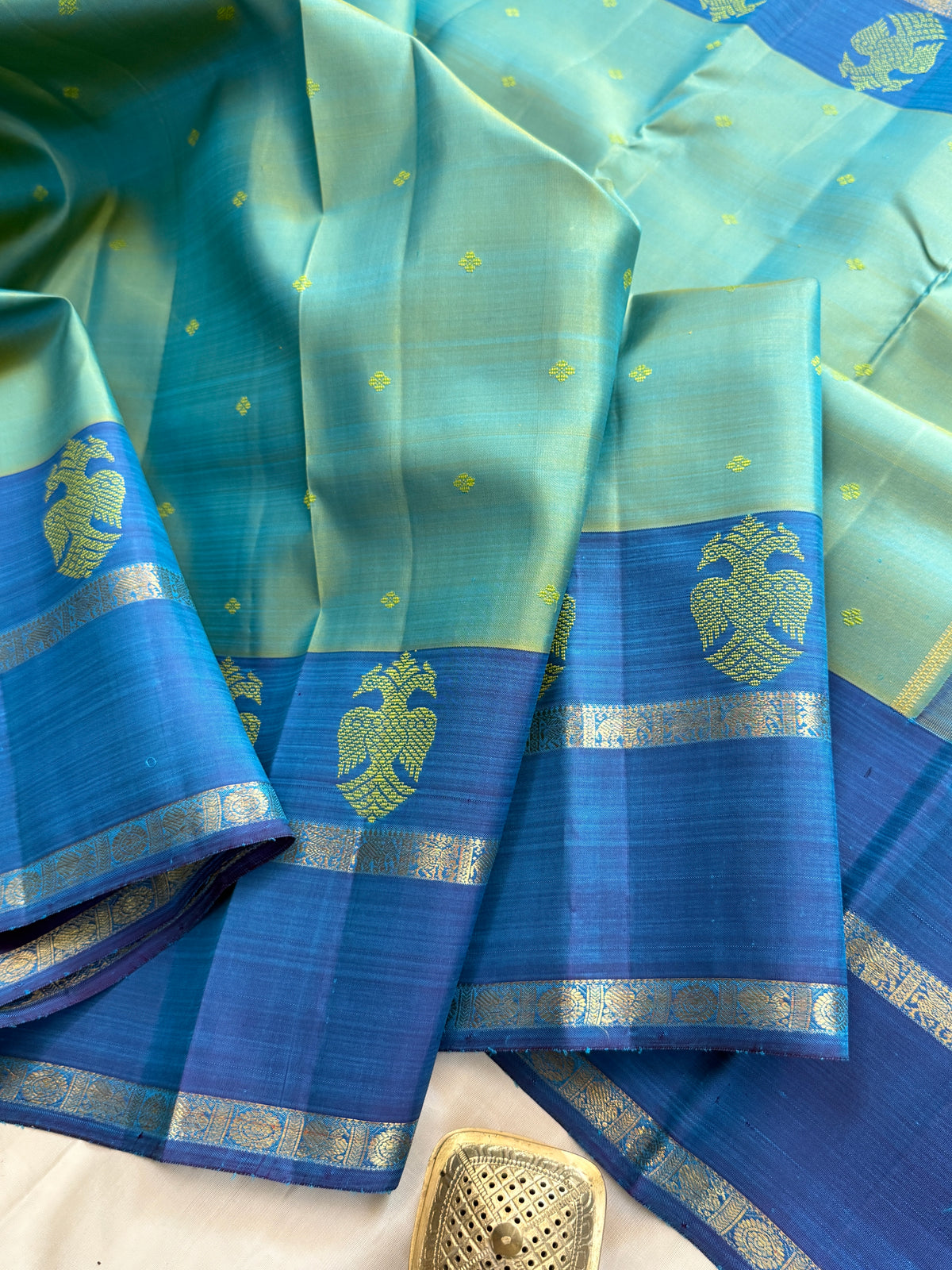 Aqua blue and iruthalaipakshi butta/kanjipuram silk saree clsa 11621
