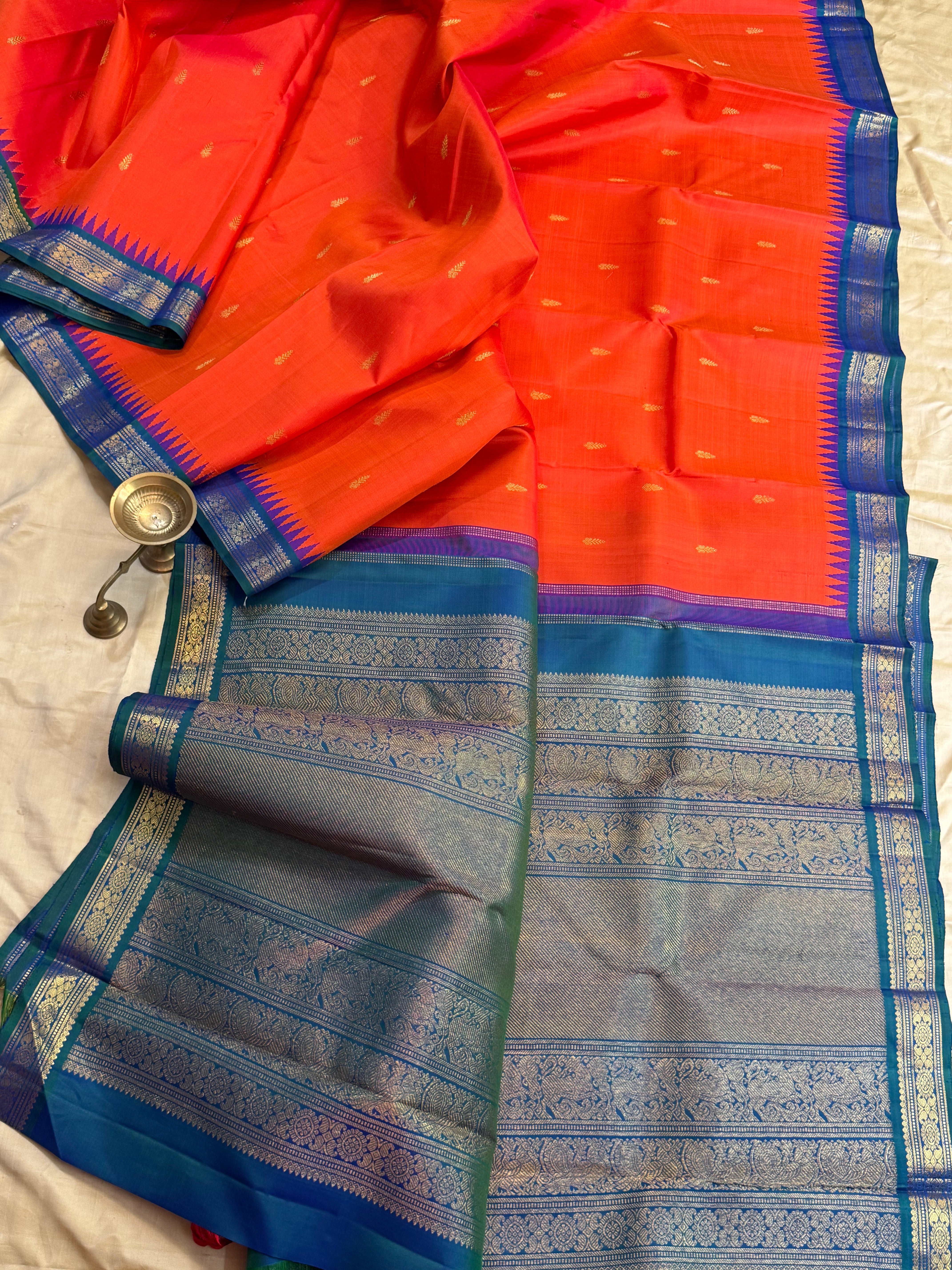 Rust orange Korvai / Kanjipuram silk
