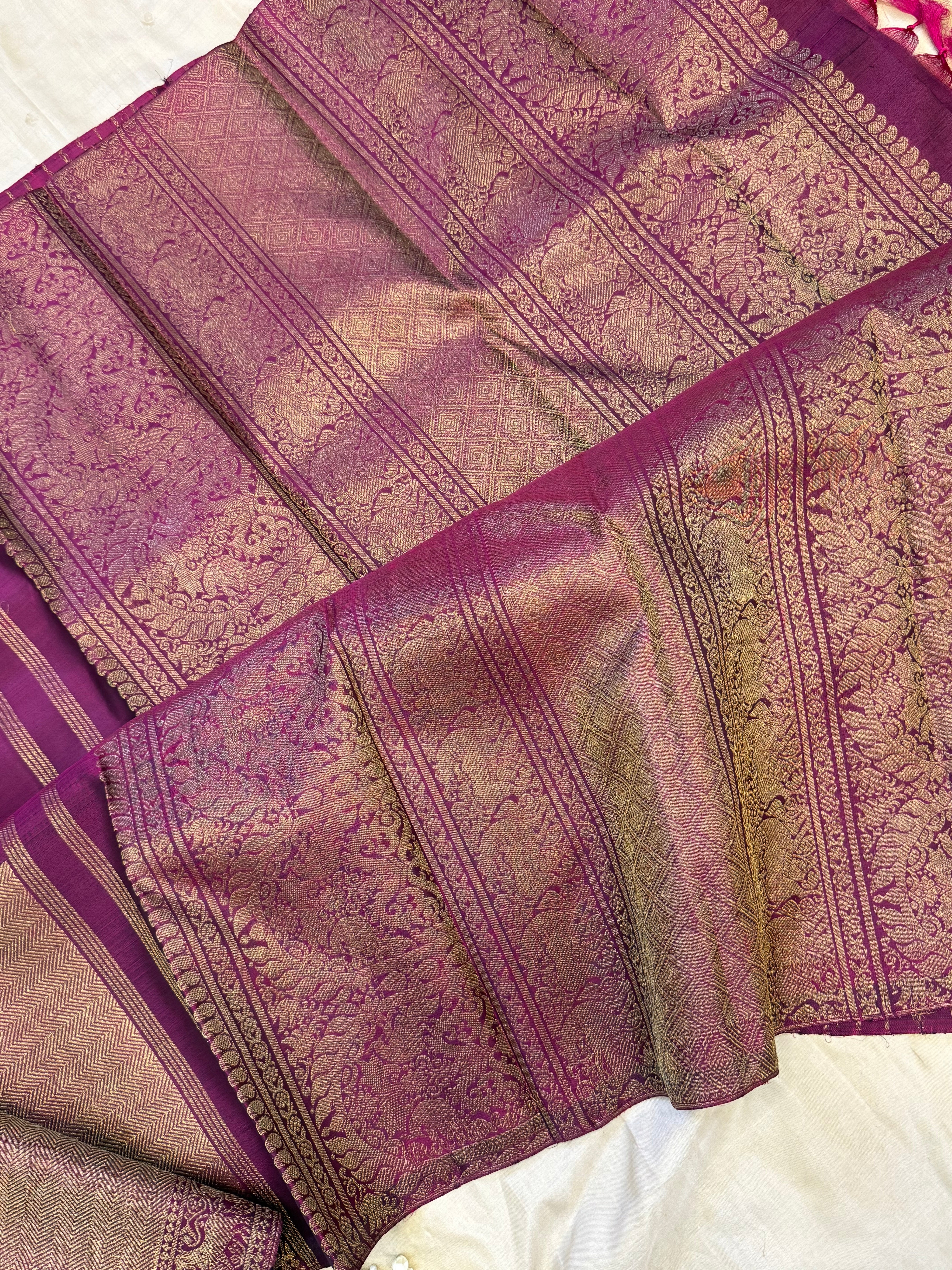 Concept saree - Magenta evening and morning border / kanjipuram silk