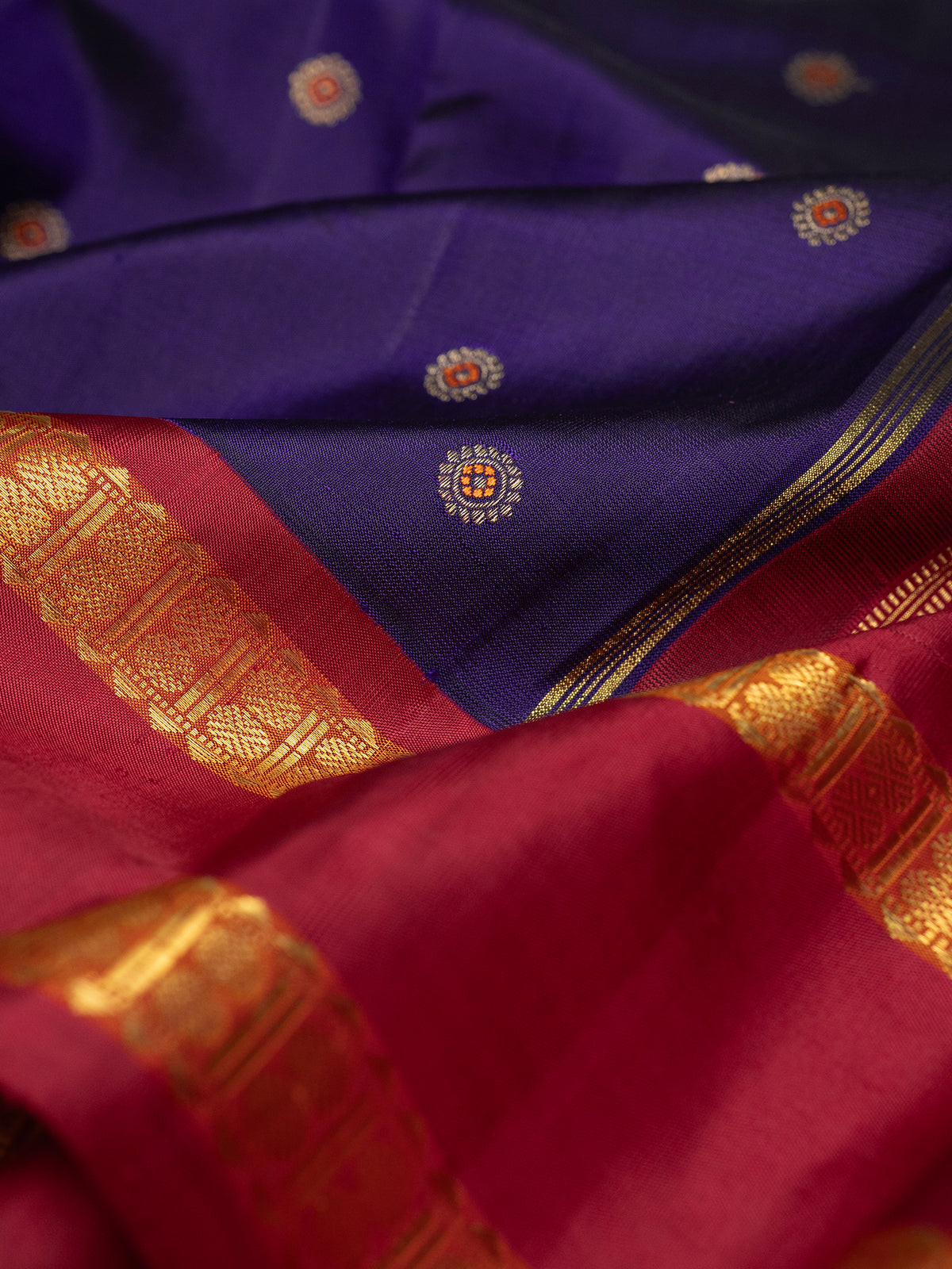 Purple and Araku meenakari butta rettapet border kai korvai/ Kanjipuram Silk Saree CLSA12118