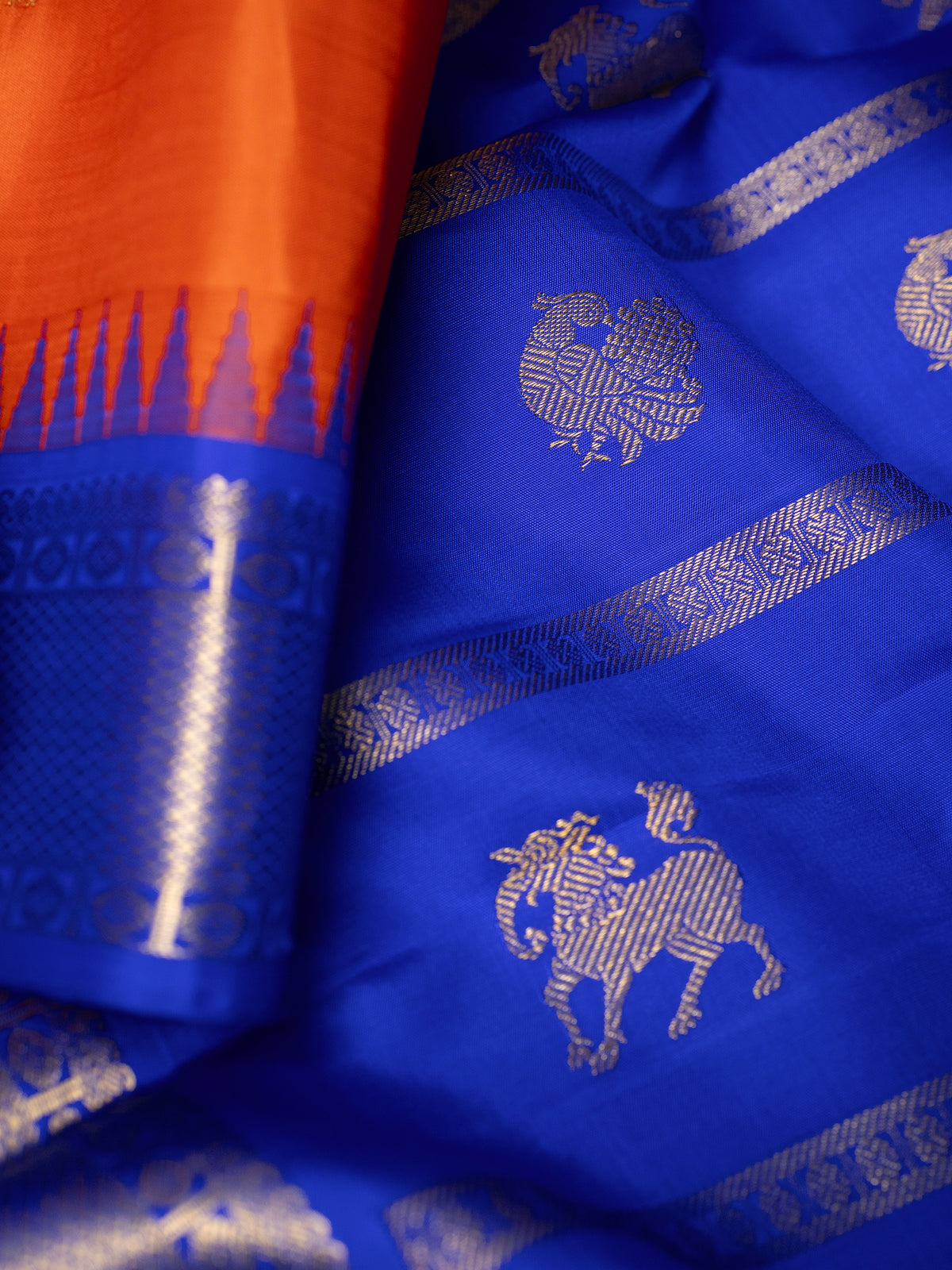 Orange and blue kai korvai unique pallu/ Kanjipuram Silk Saree CLSA4445