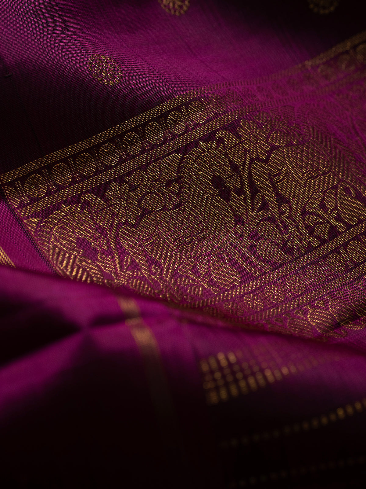 Light pink meenakari Thodar Butta /:Kanjipuram Silk Saree CLSA9629