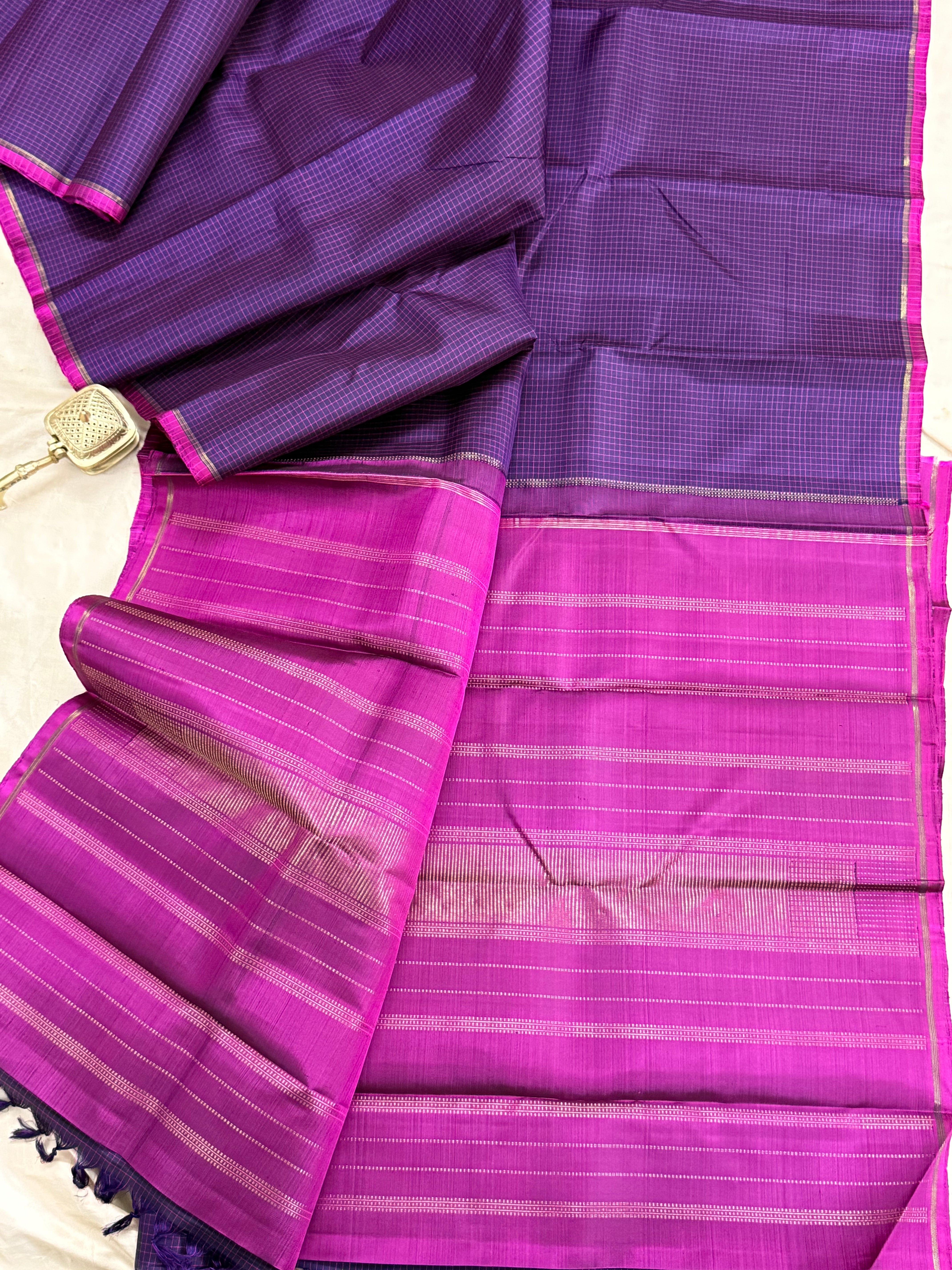 Deep purple kattam borderless/ Kanjipuram silk