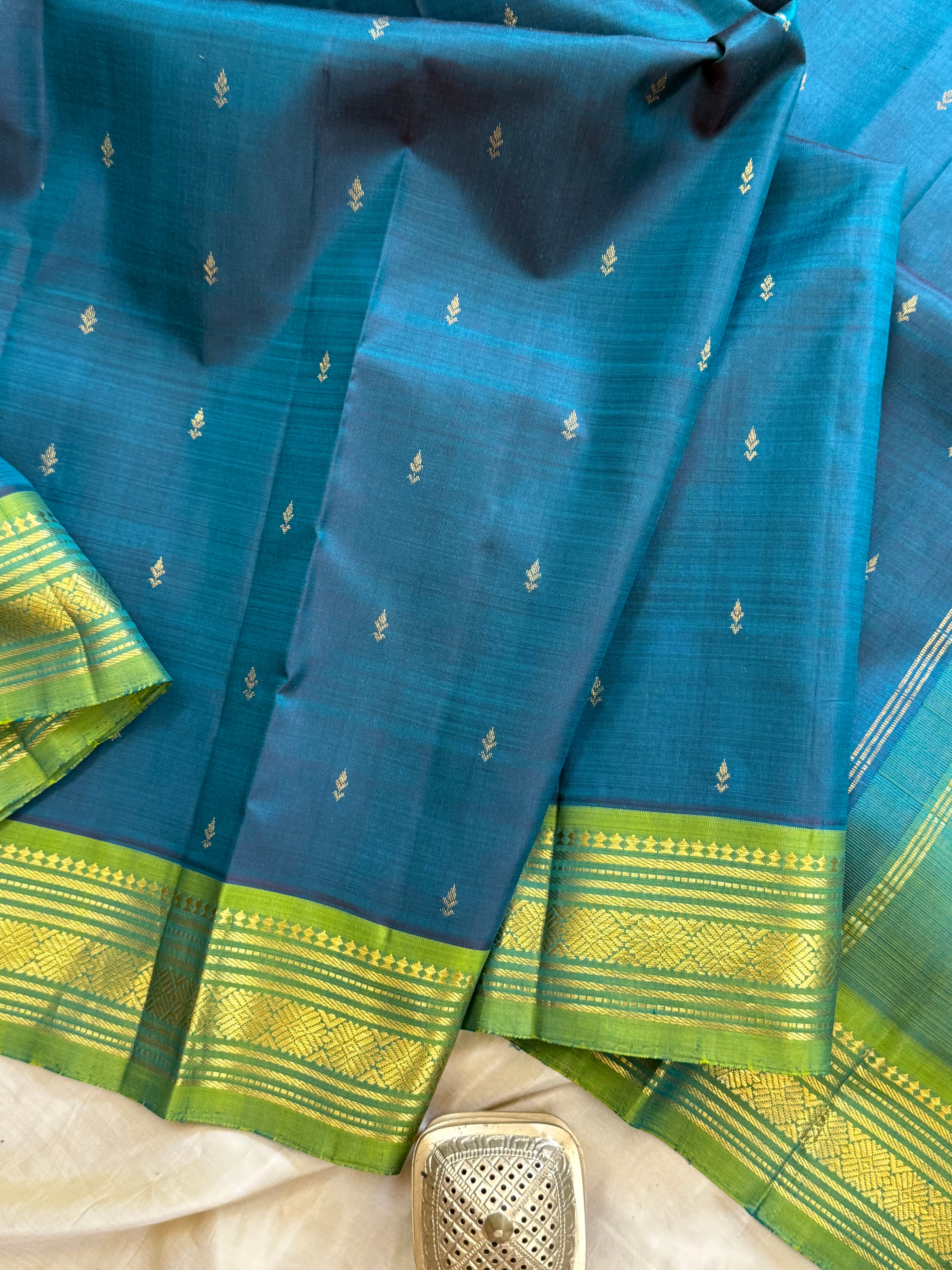 Rama blue with green border/ CLSA9933