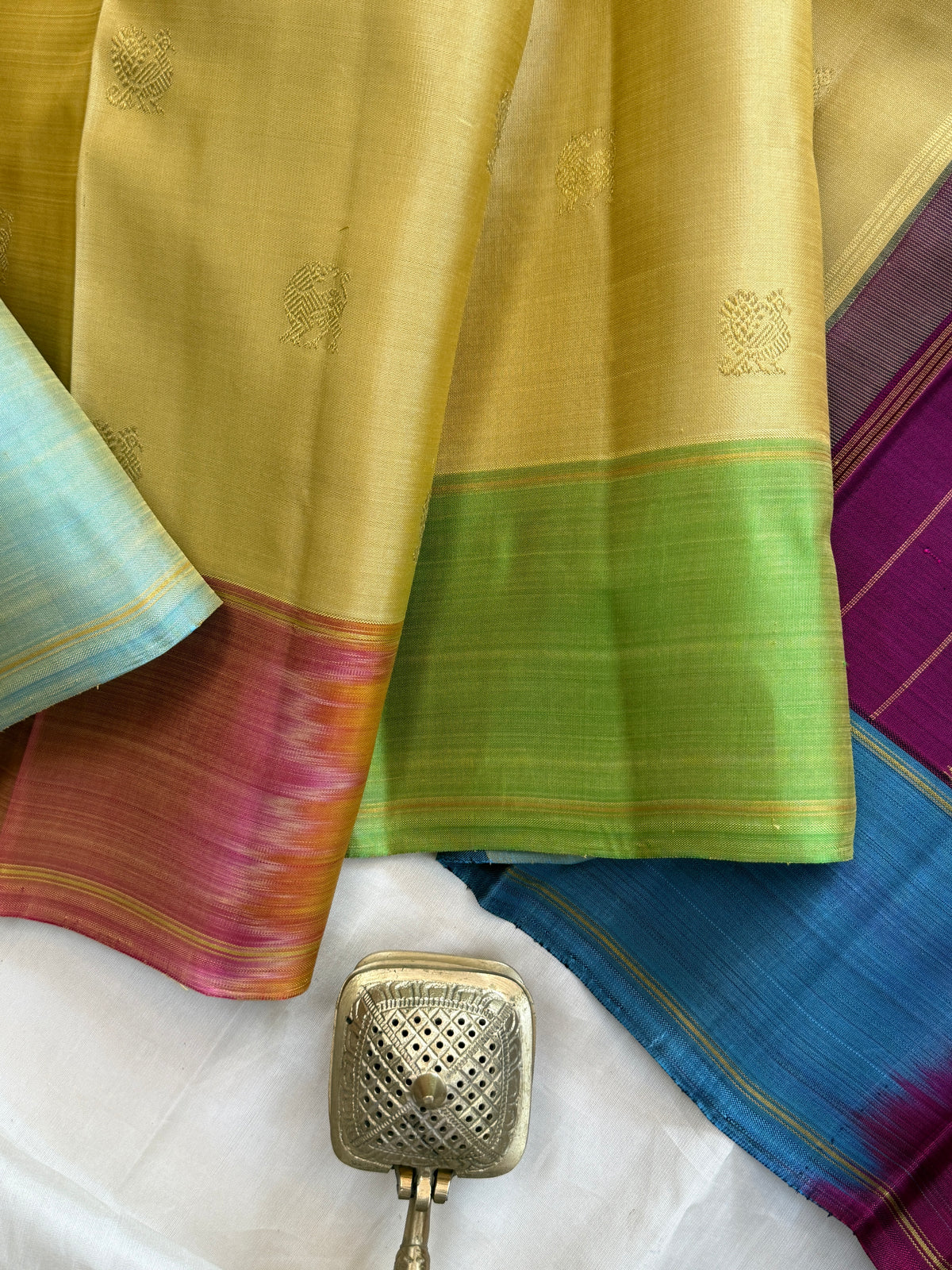 Golden off white with Multiple colour border and Zari butta / Kanjipuram silk saree
