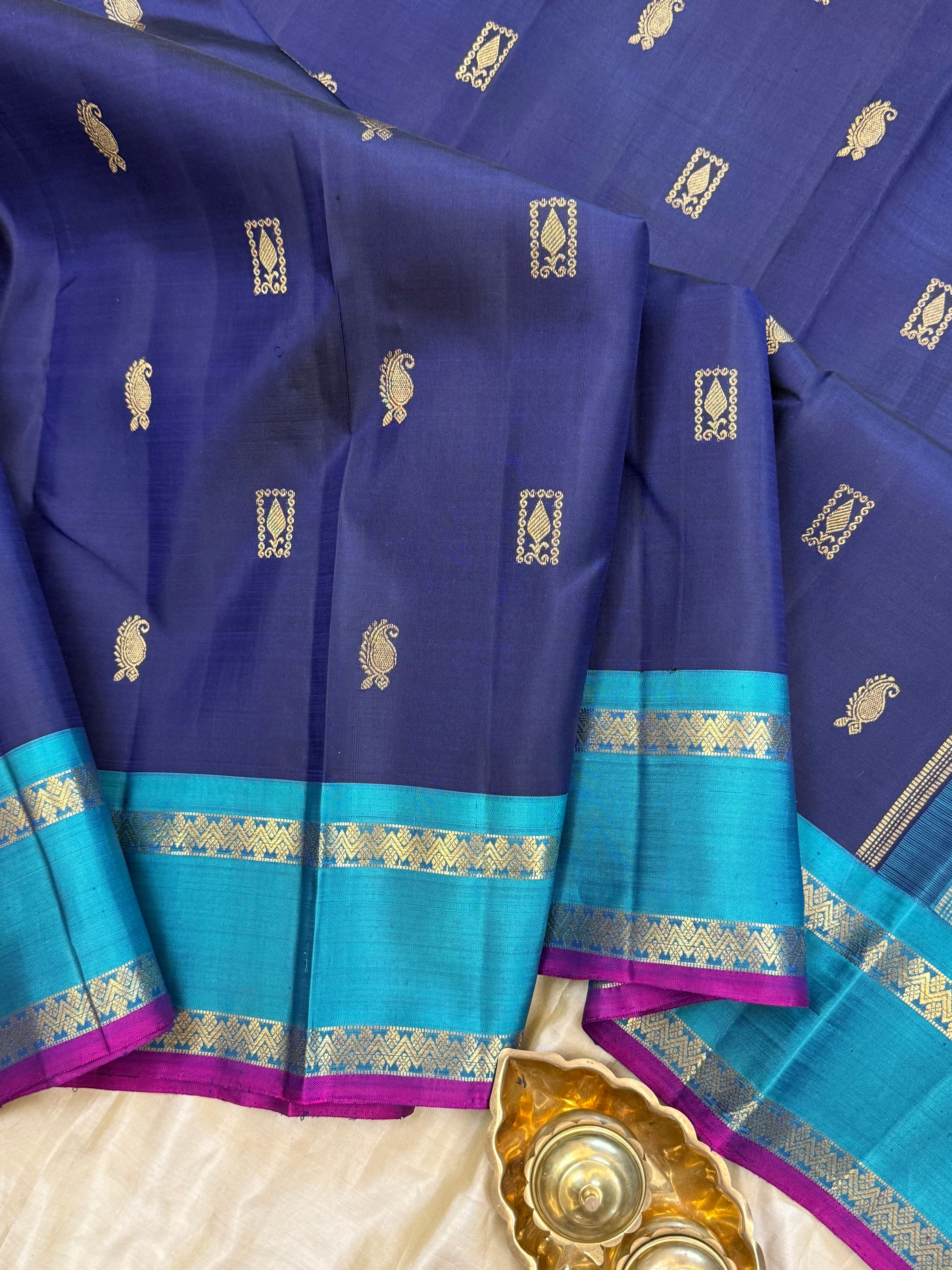Deep Blue and anadha blue unique body butta / KANJIPURAM SILK SAREE CLSA 10709