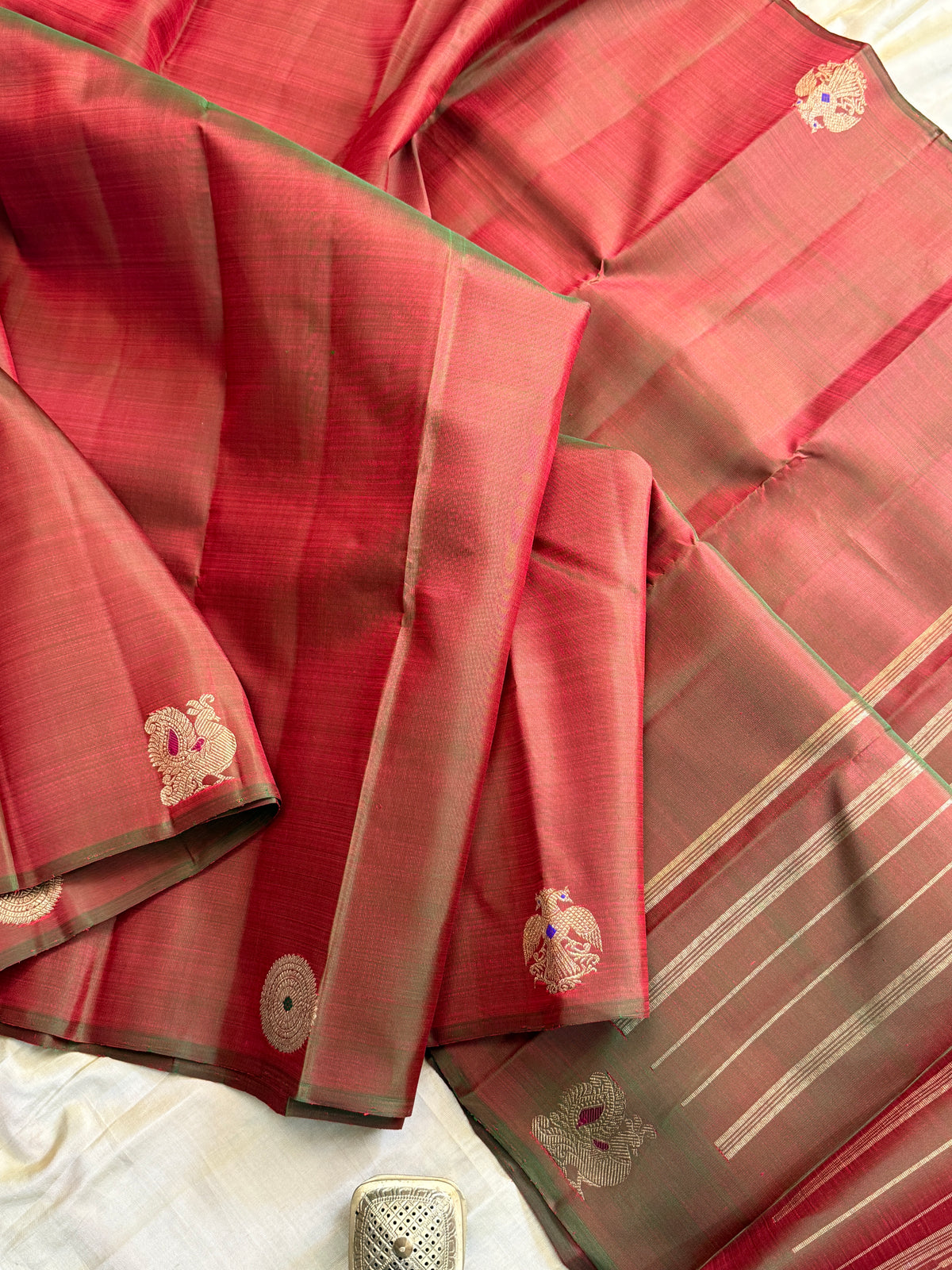 Manthulir border Zari butta / kanjipuram silk saree clsa 11921