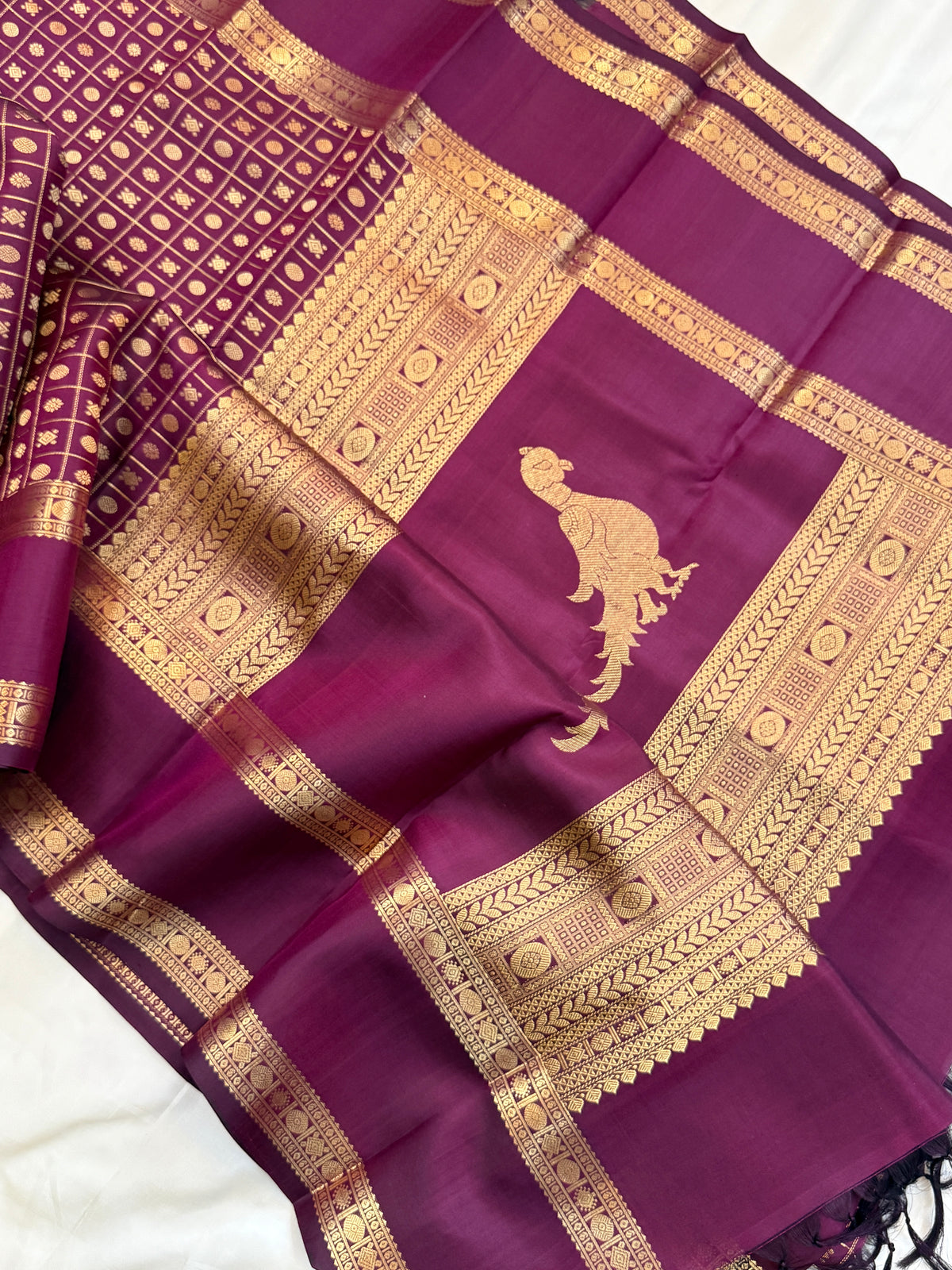 Special edition Burgundy with Zari kattam silk saree/clsa 12415