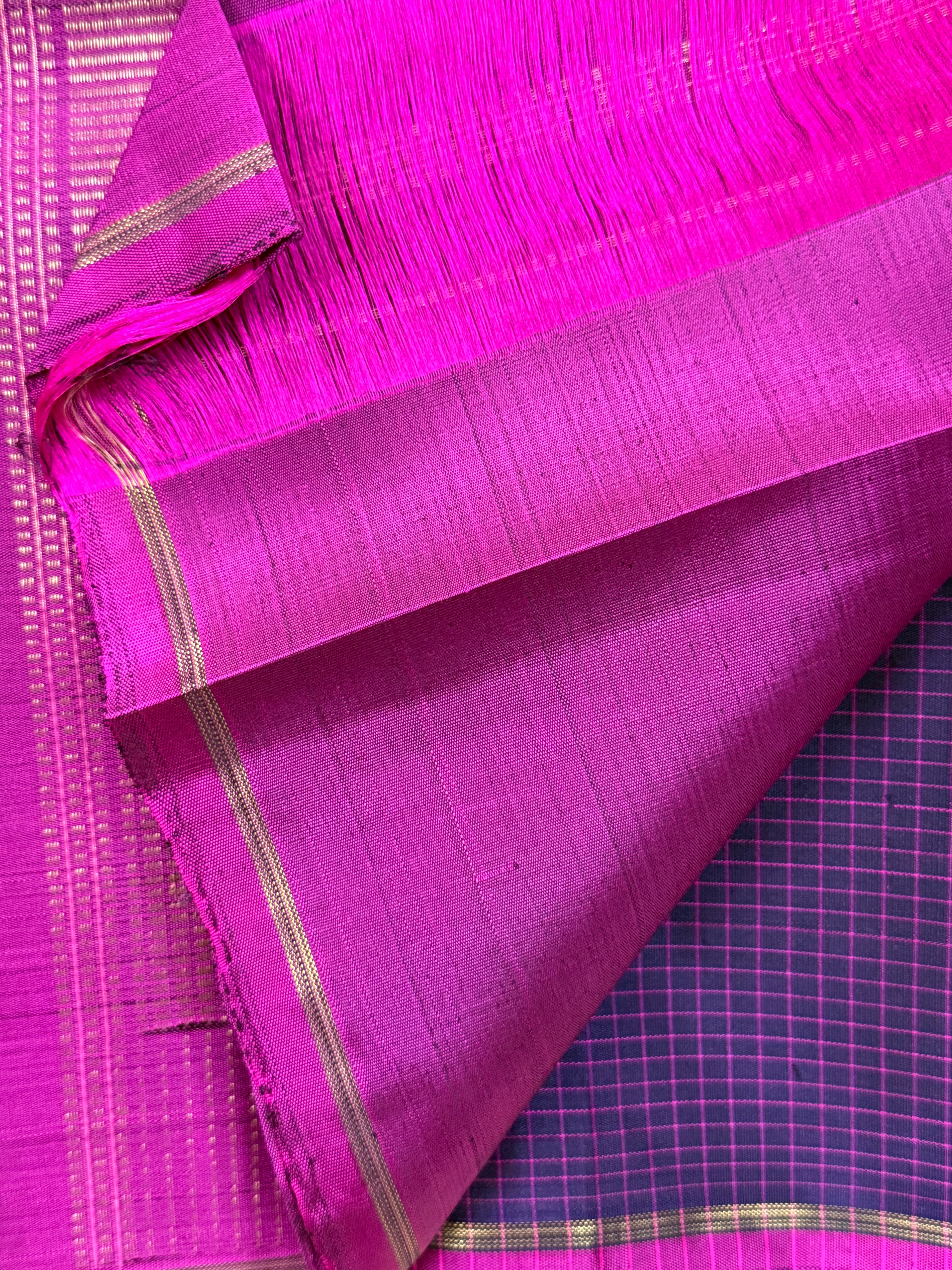 Deep purple kattam borderless/ Kanjipuram silk