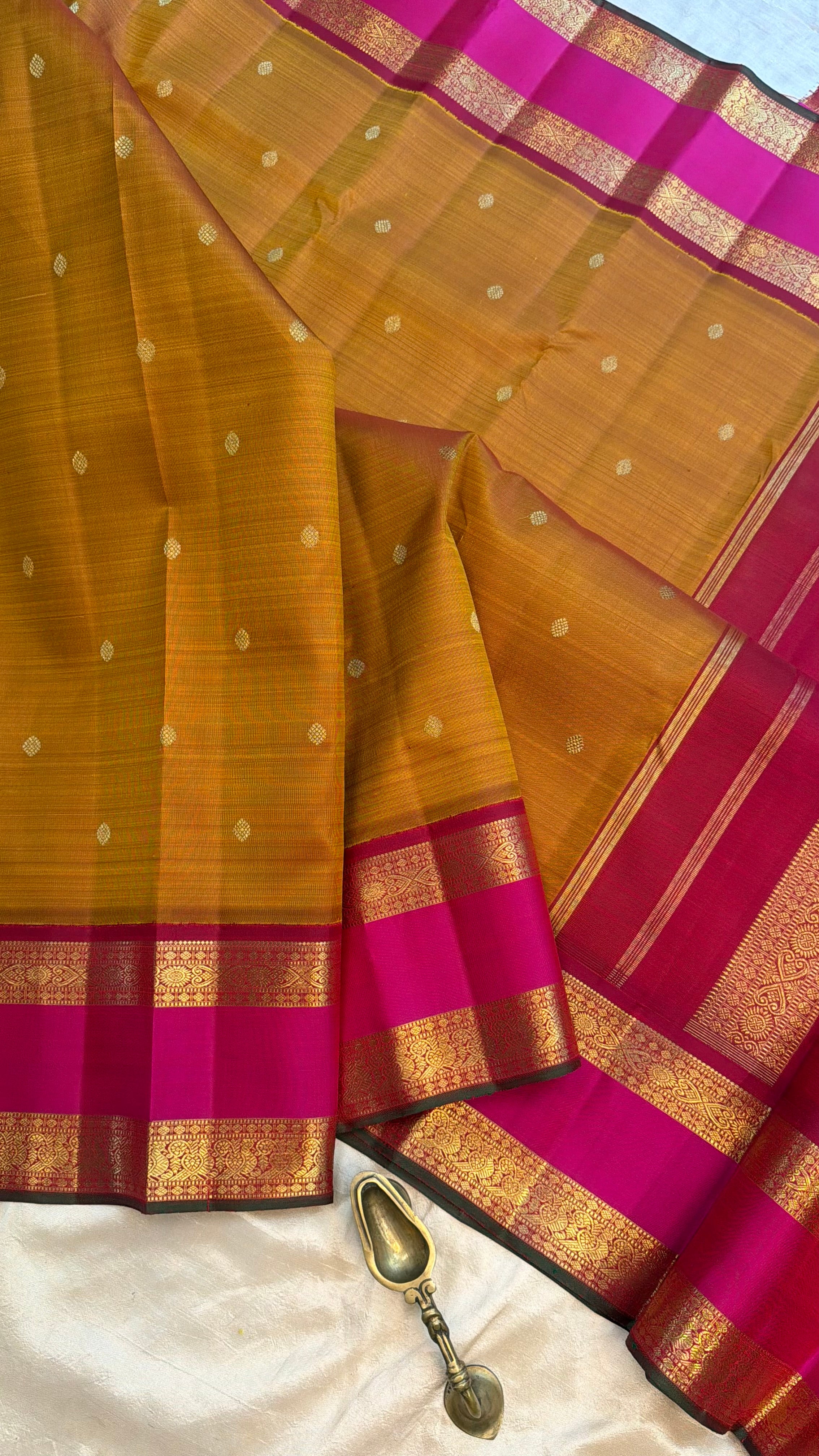 Simha colour   Korvai Kanjipuram silk