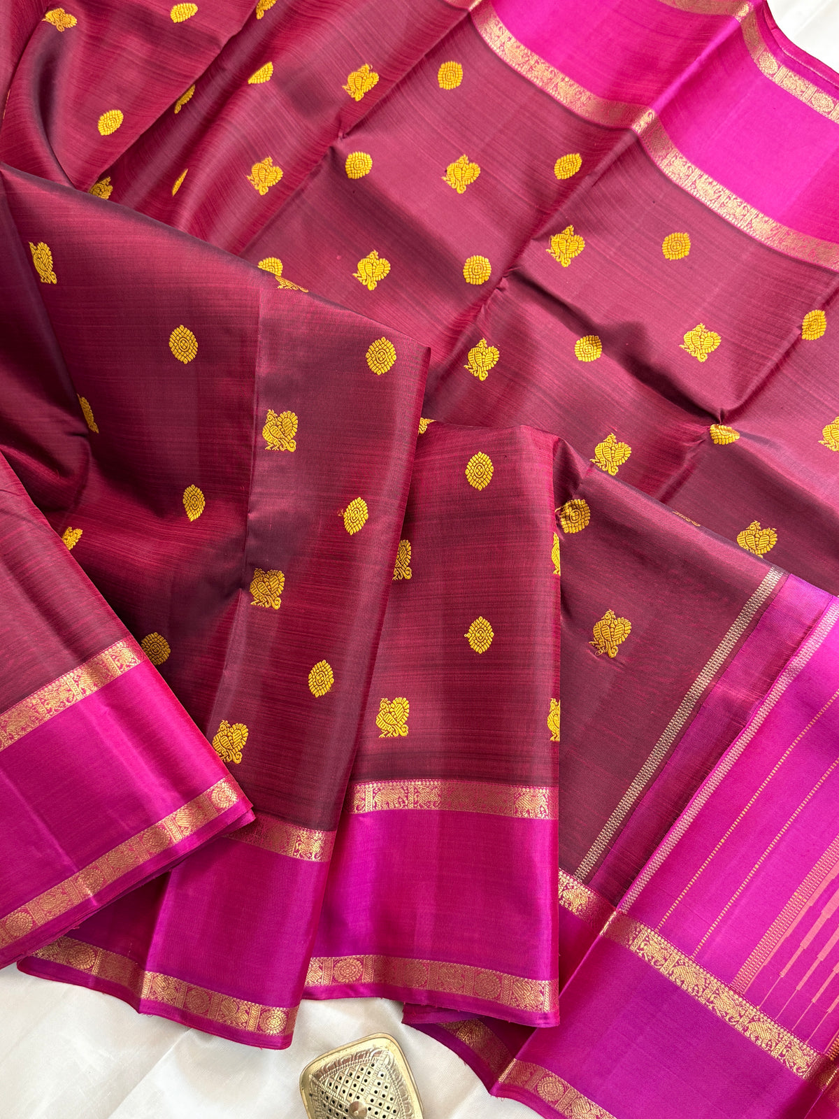 Maroon rettapet zari and body thread butta clsa 5569