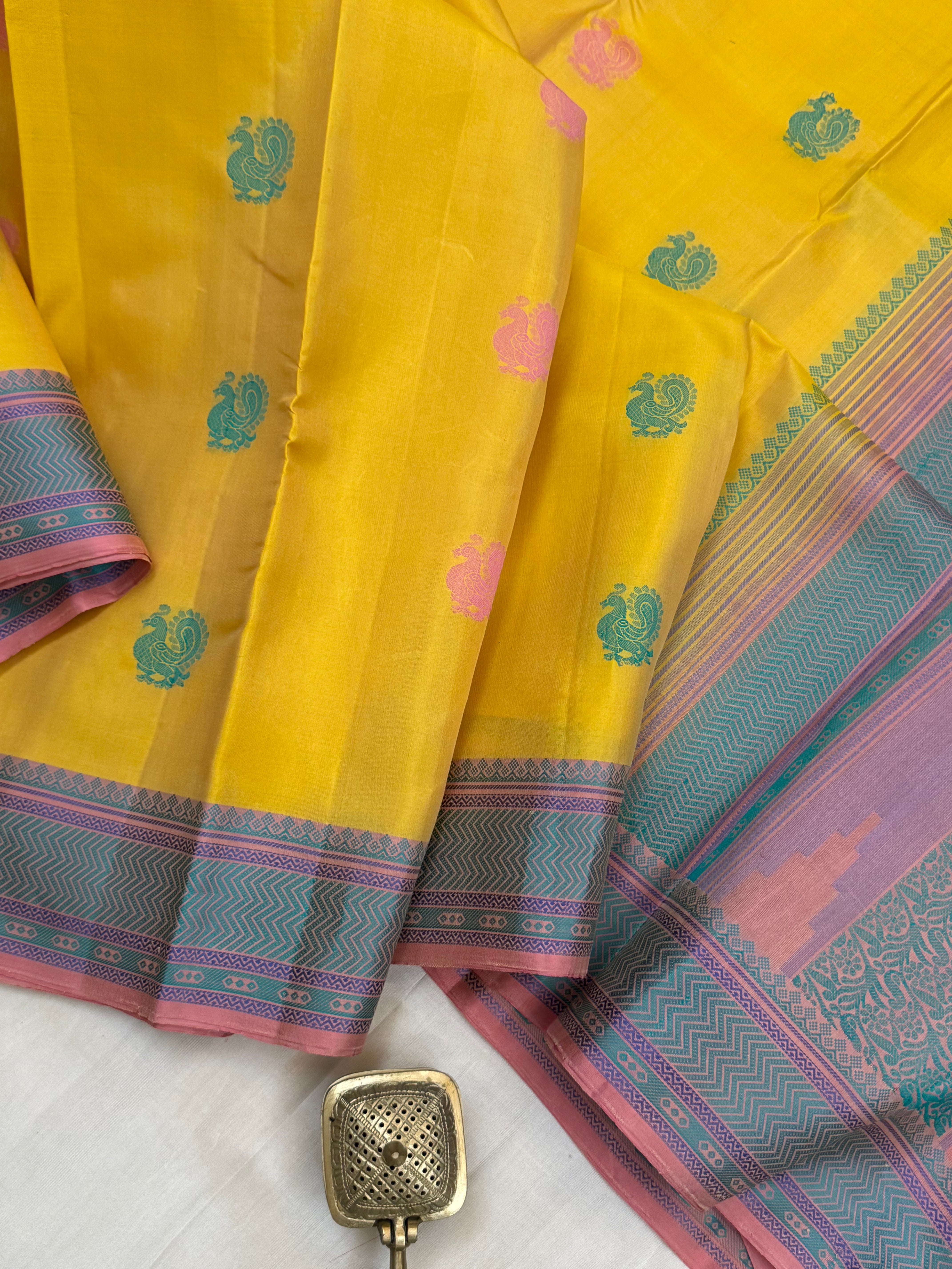 Yellow thread butta /  Varnangal Thread work  / CLSA11279