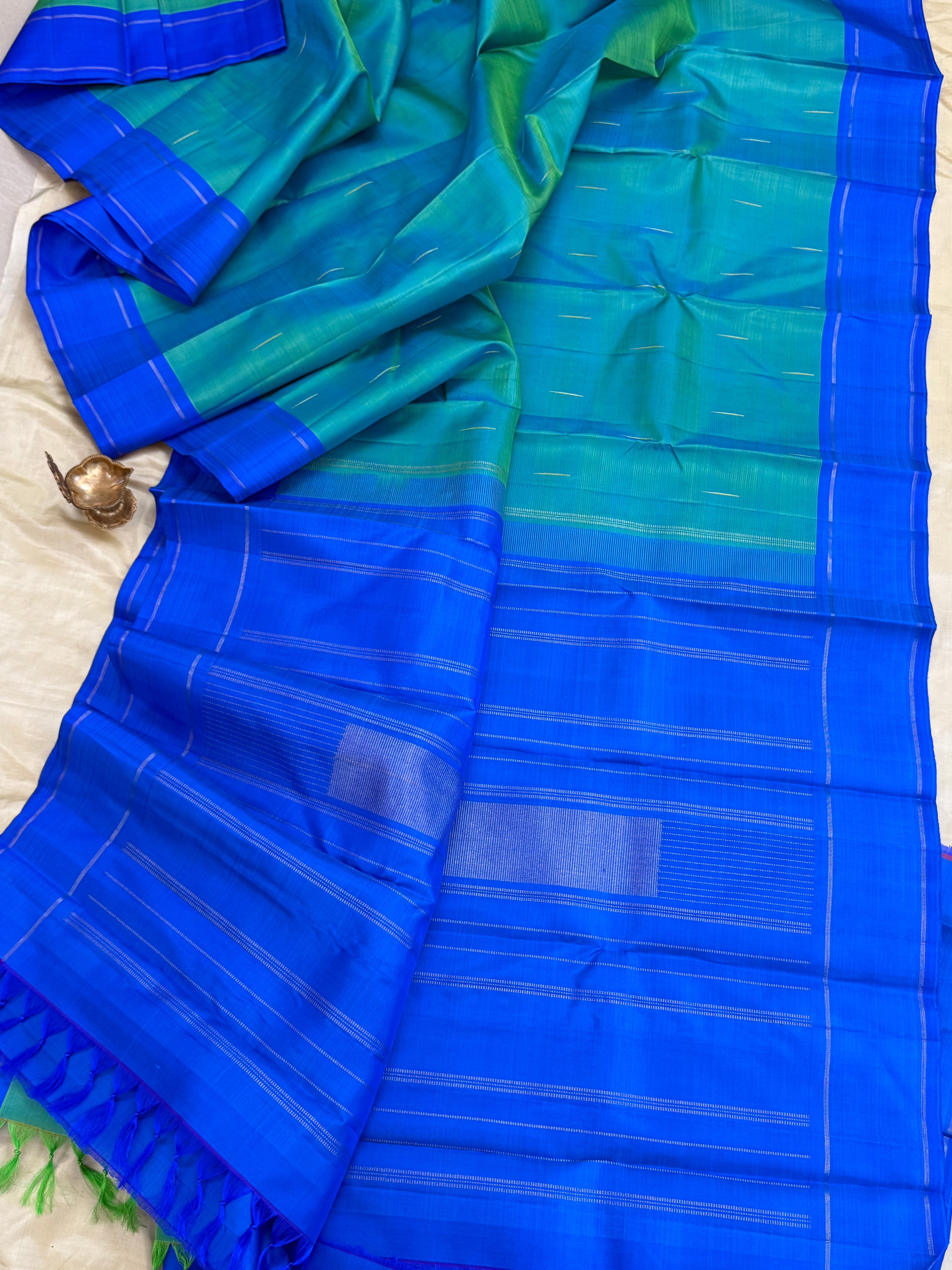 Rain drops semi contrast / kanjipuram silk saree CLSA 10746