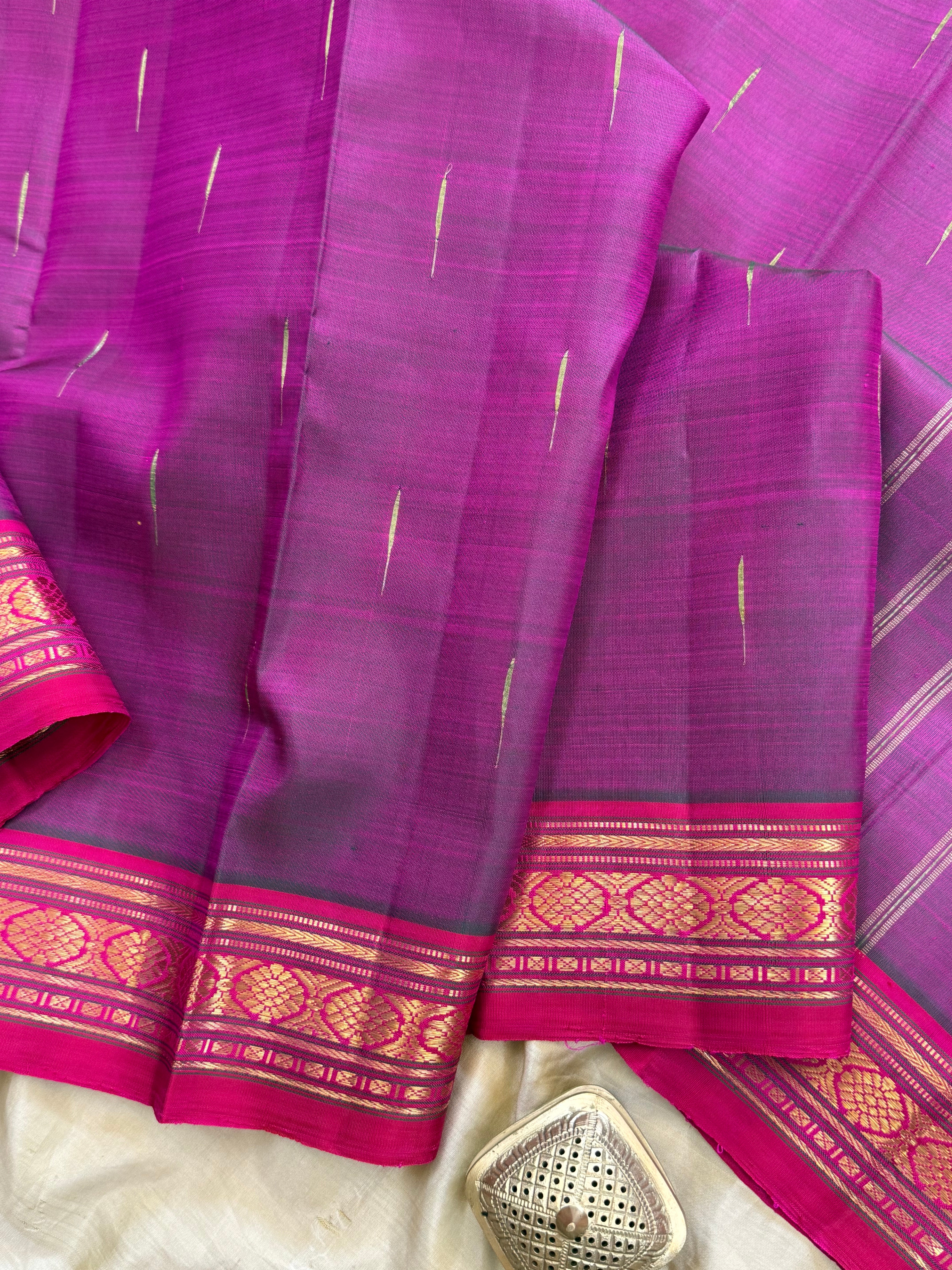 Vadamalli body with rain drop pink border/ Arani silk CLSA9937
