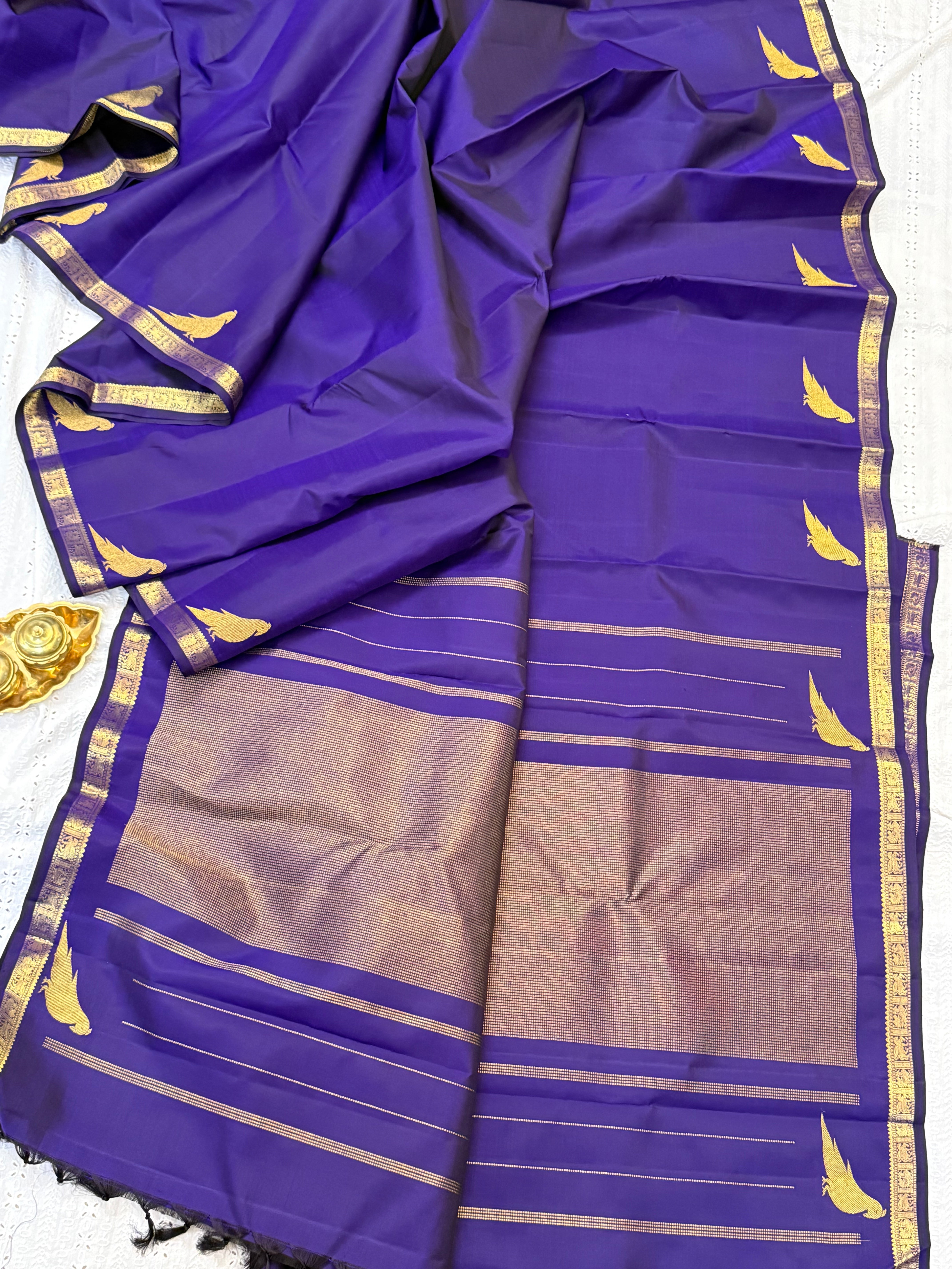 Deep purple kili Butta in border / kanjipuram silk saree CLSA10487