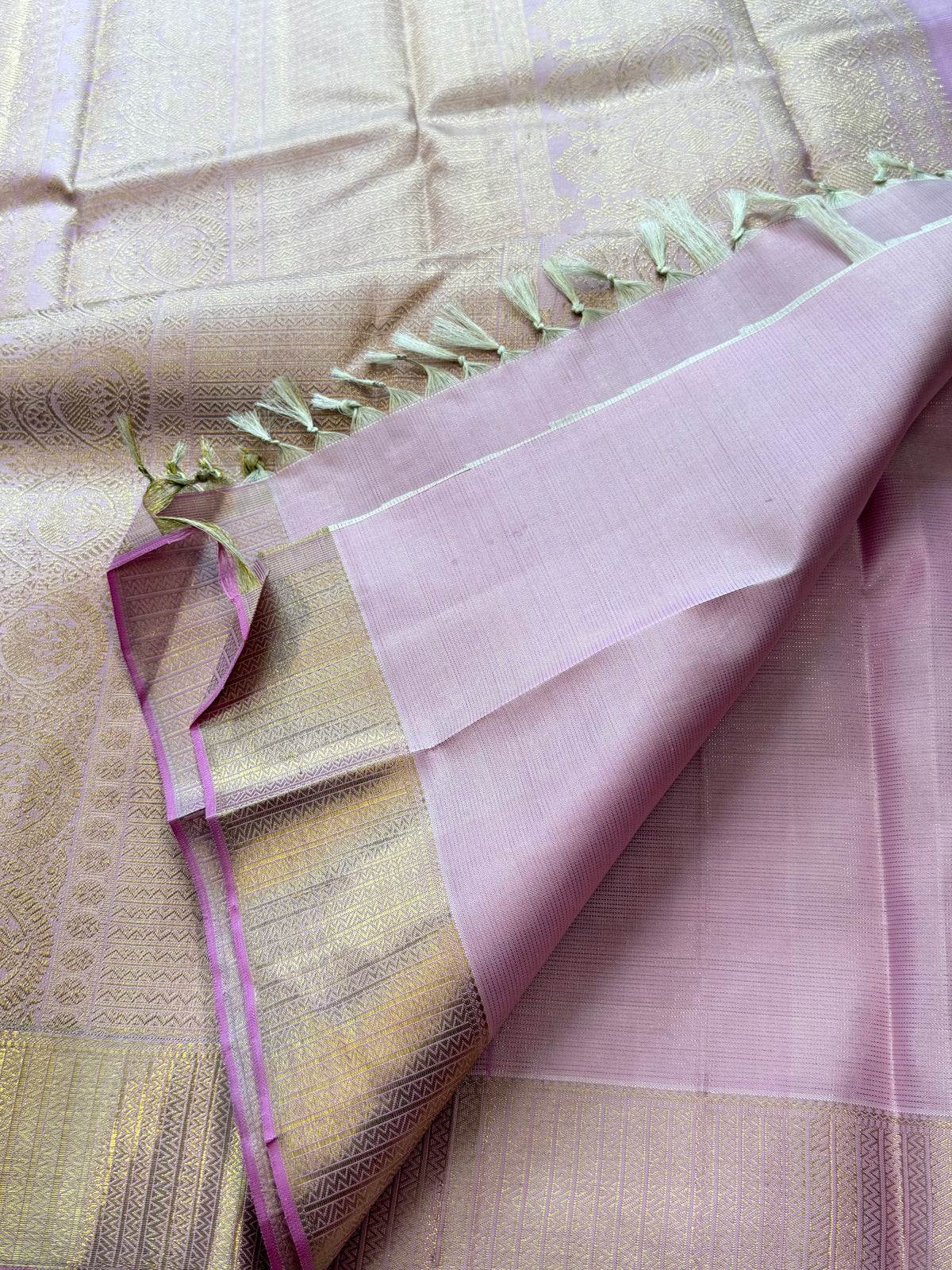 Light pastel pink  Vairaoosi / pure Zari Kanjipuram silk