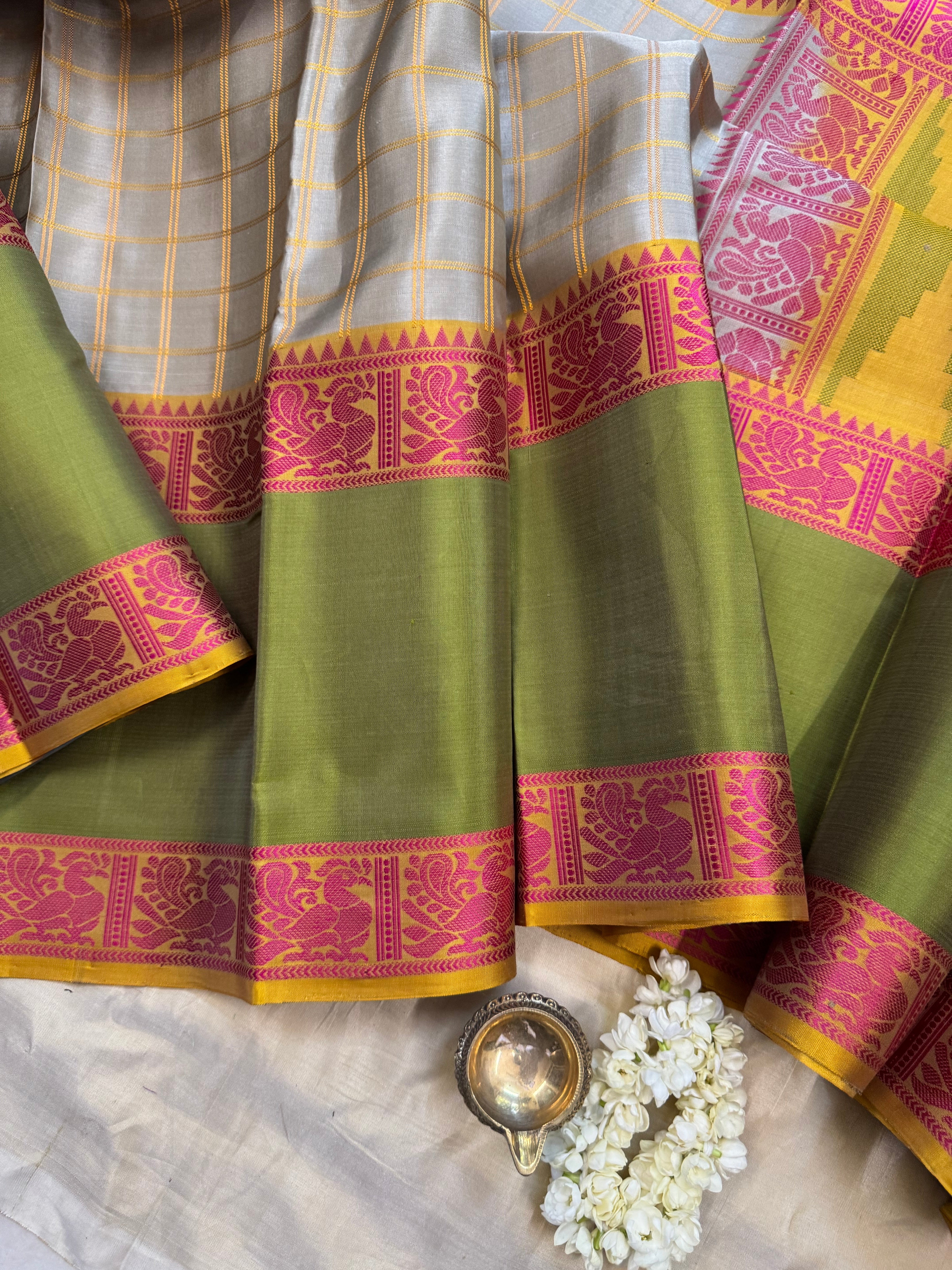 Grey kattam long border/ Varnangal soft silk
