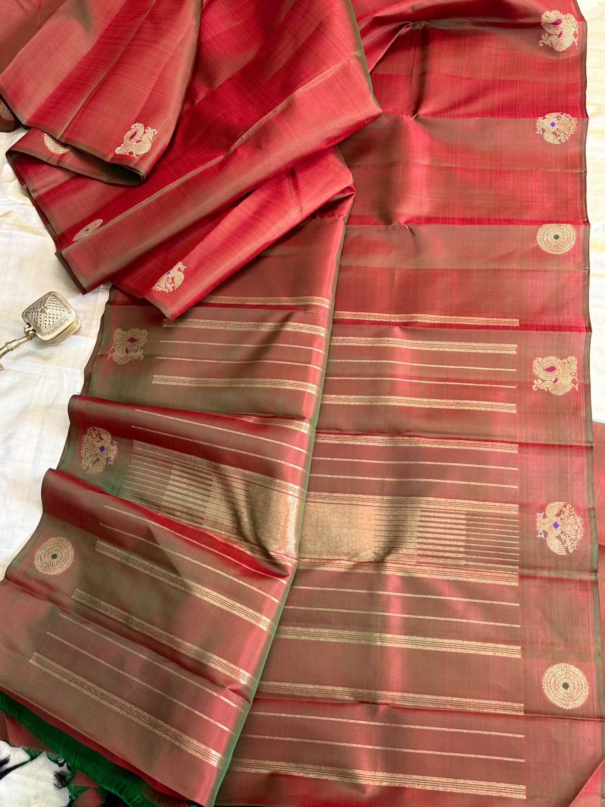 Manthulir border Zari butta / kanjipuram silk saree clsa 11921