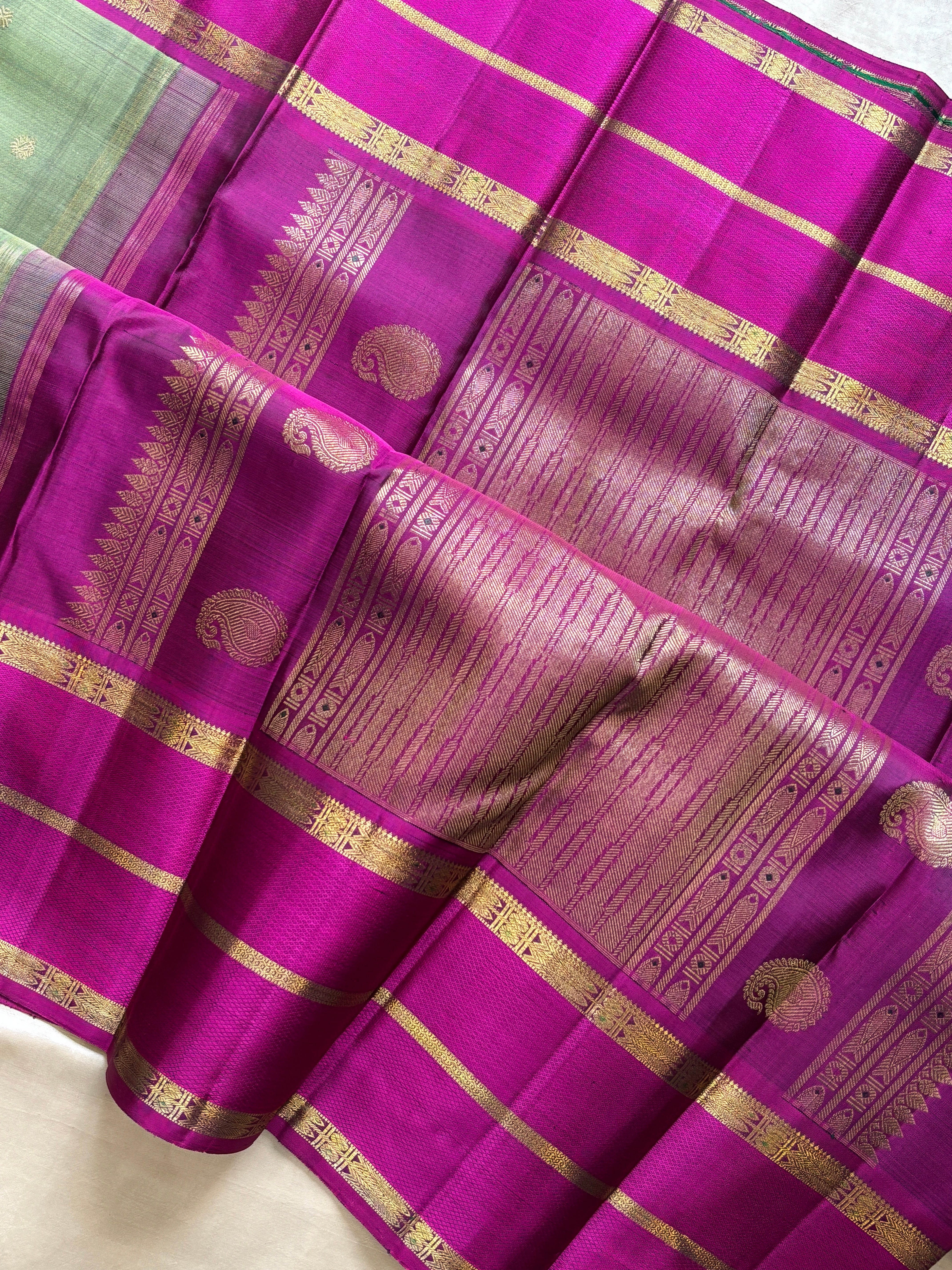 Mehendi green with pink fish pet  simple kanjipuram silk