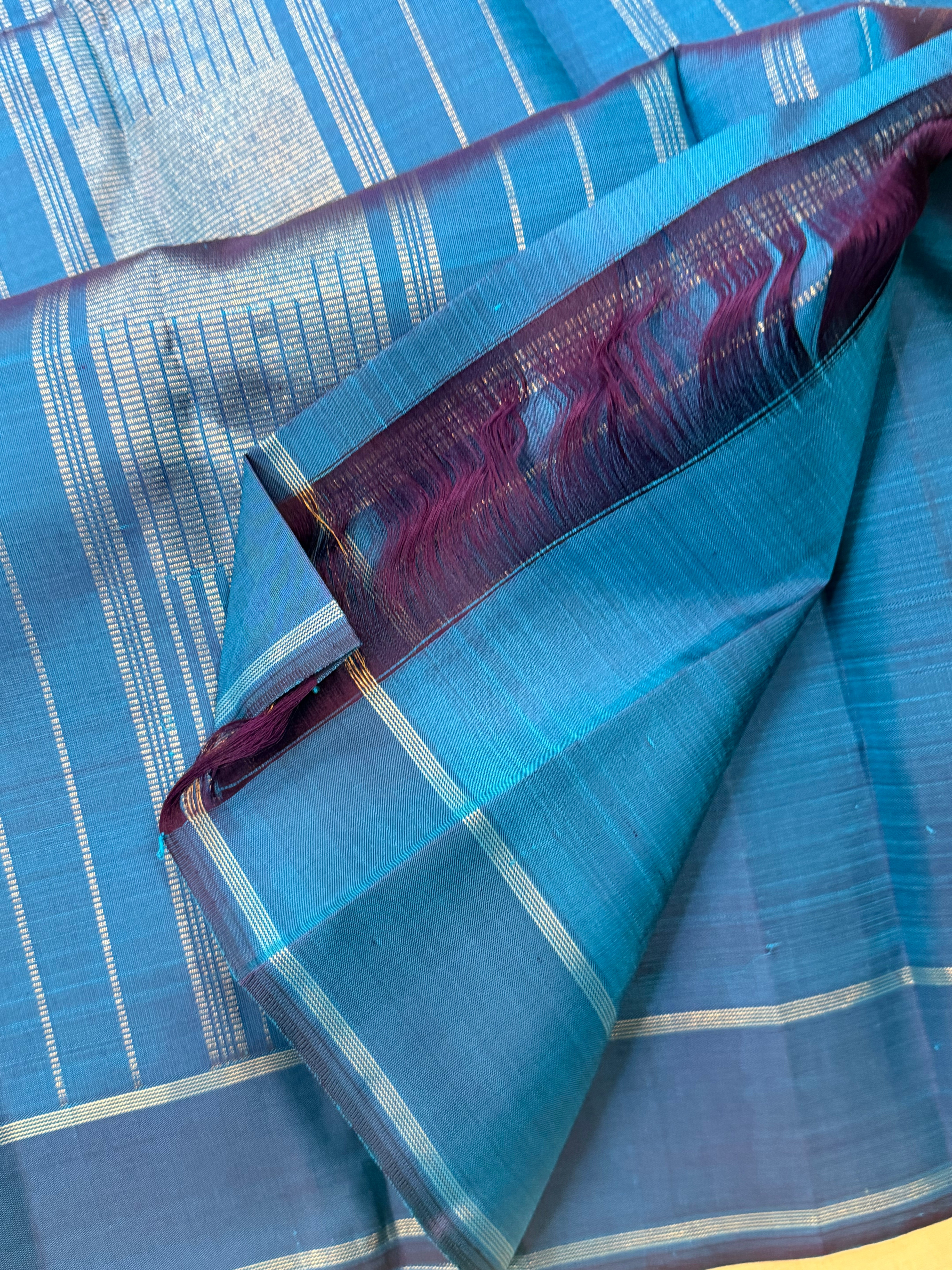 Double tone blue Kamalam Butta  pure Kanjipuram silk CL9798