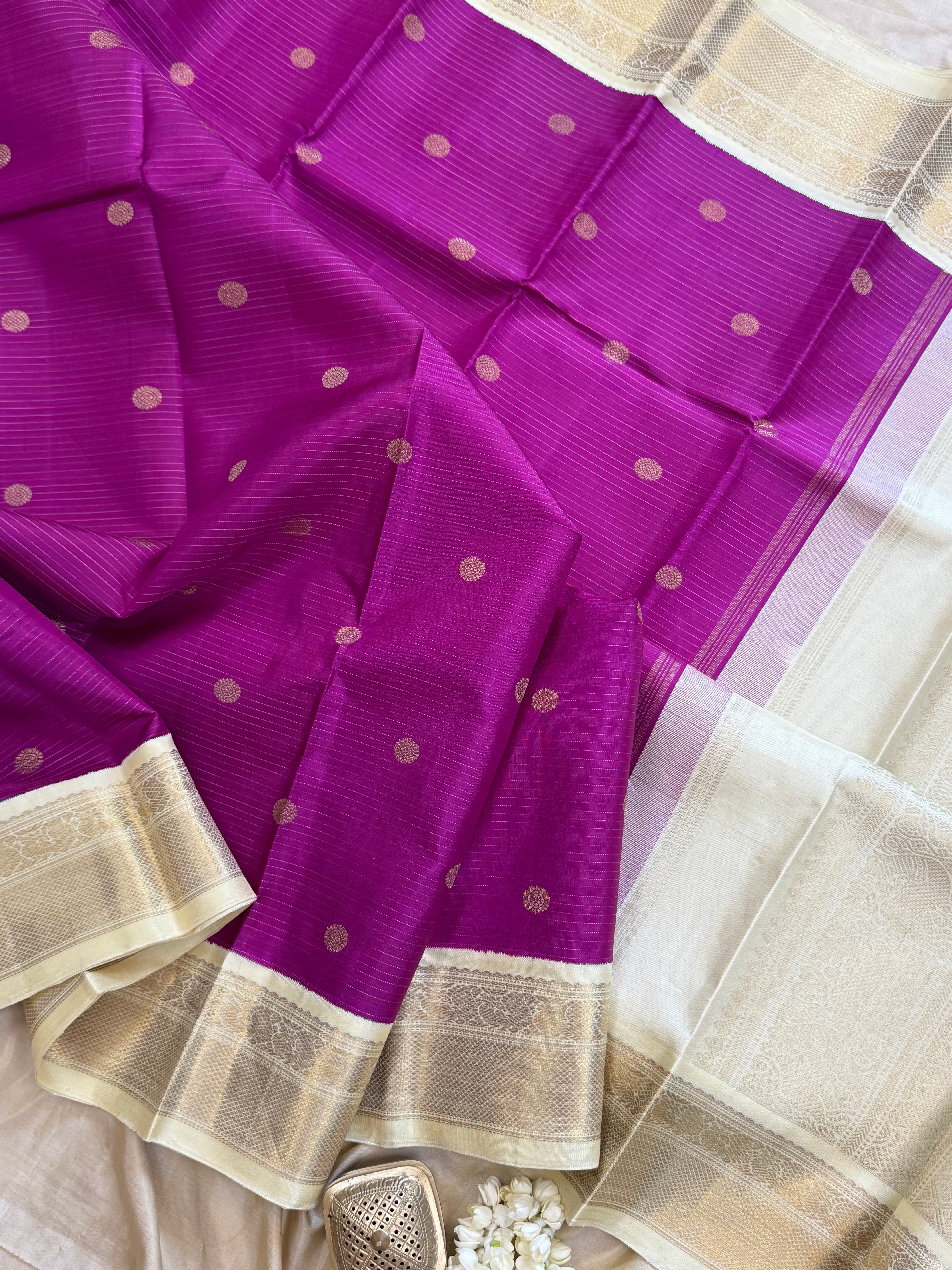 Purple vairaoosi and white kai korvai/ kanjipuram silk