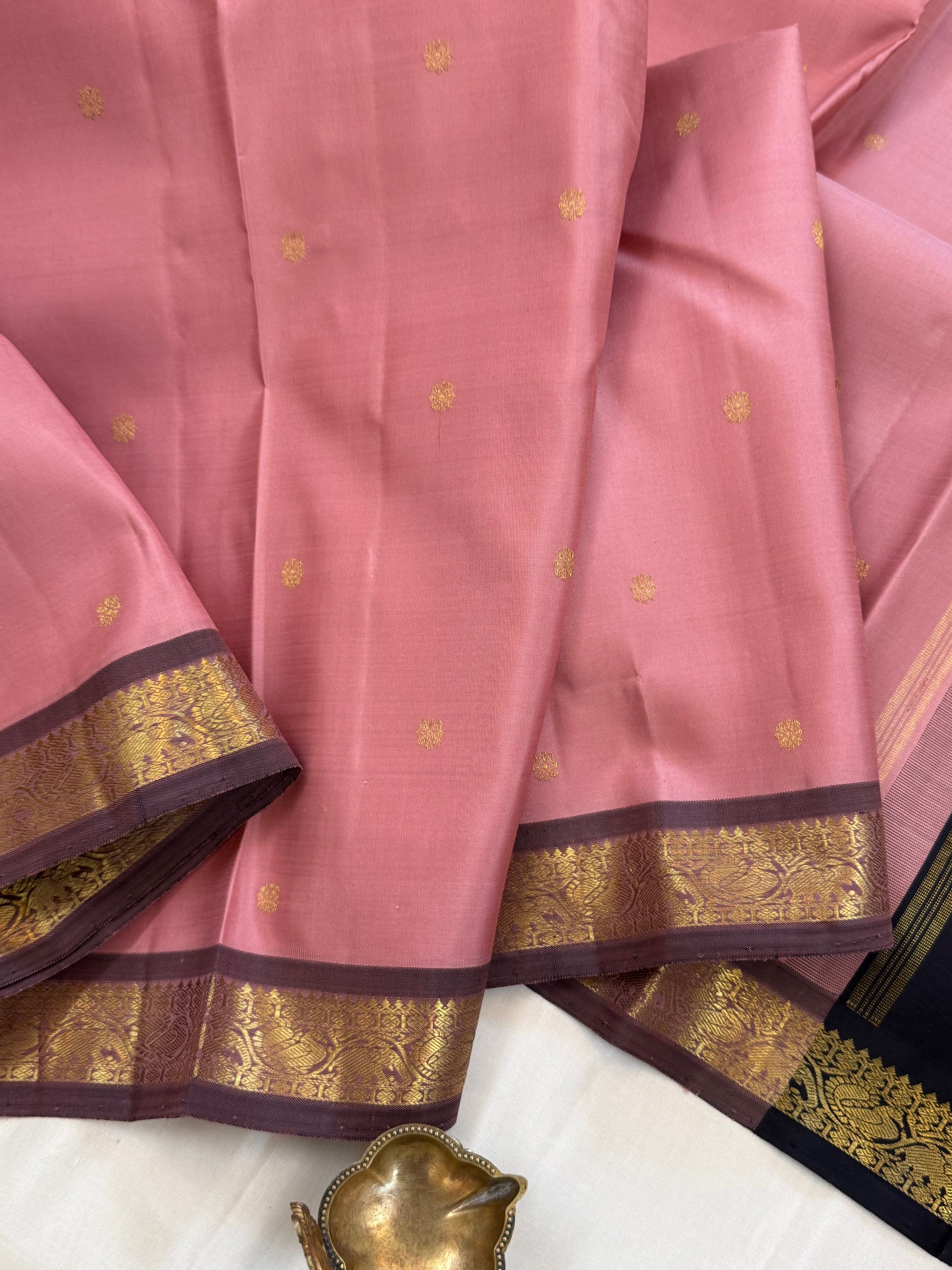Dusty pink with kanchana Small border / kanjipuram silk saree clsa 11002