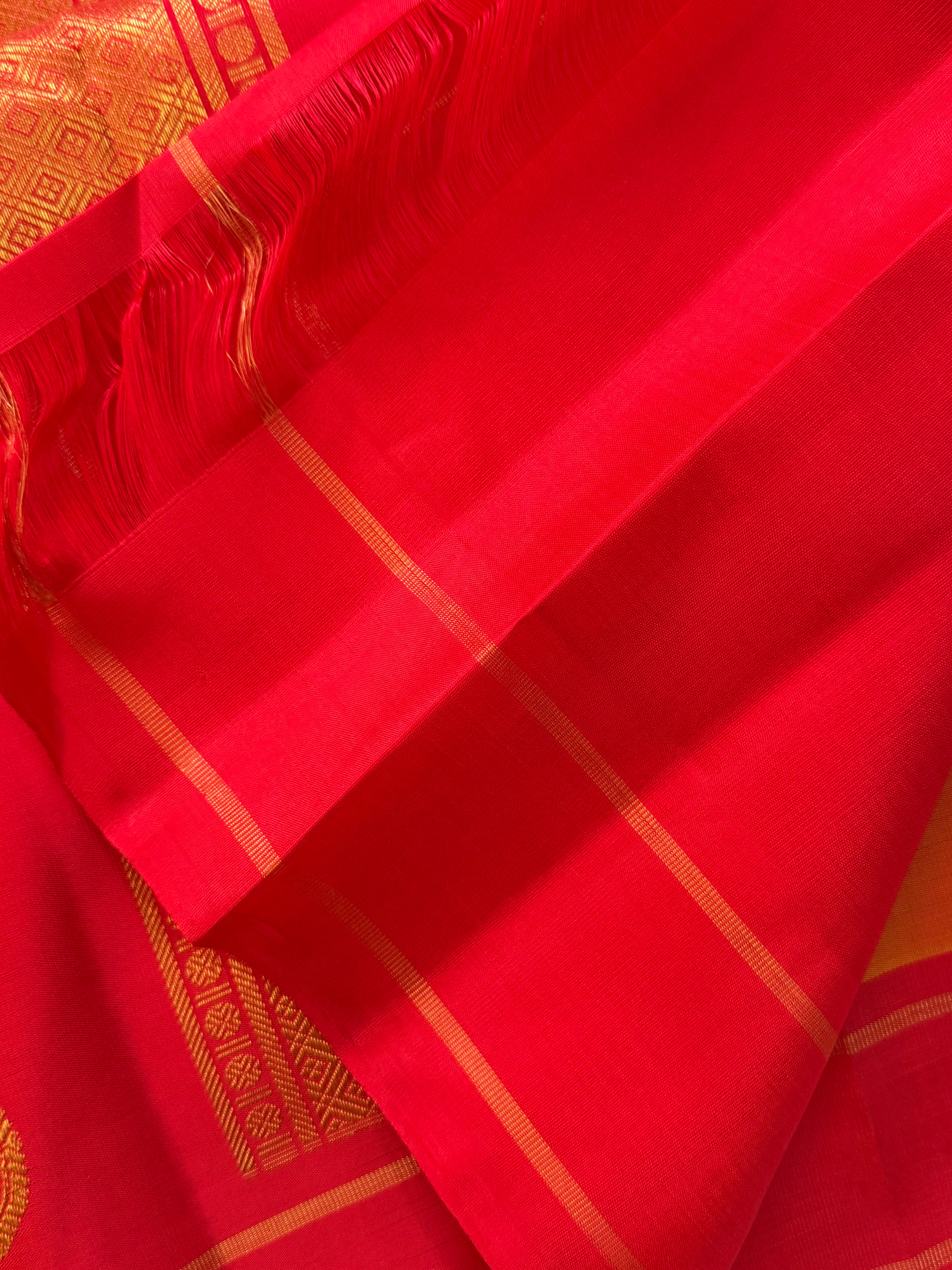 Simha and red annam and chakram butta/ Kanjipuram silk