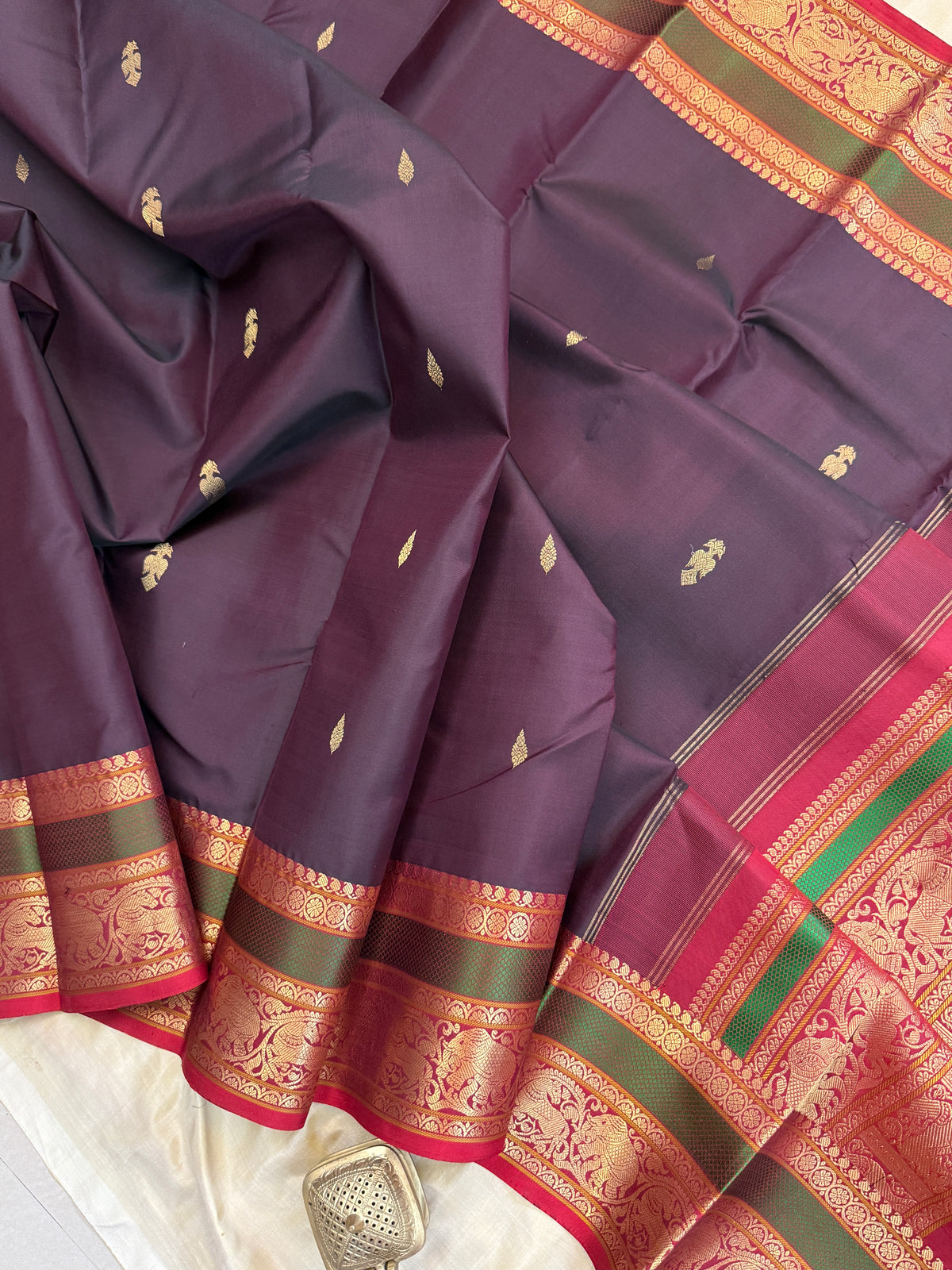 Special edition-unique pallu with Paaku colour body and border Zari butta silk saree/clsa 12579