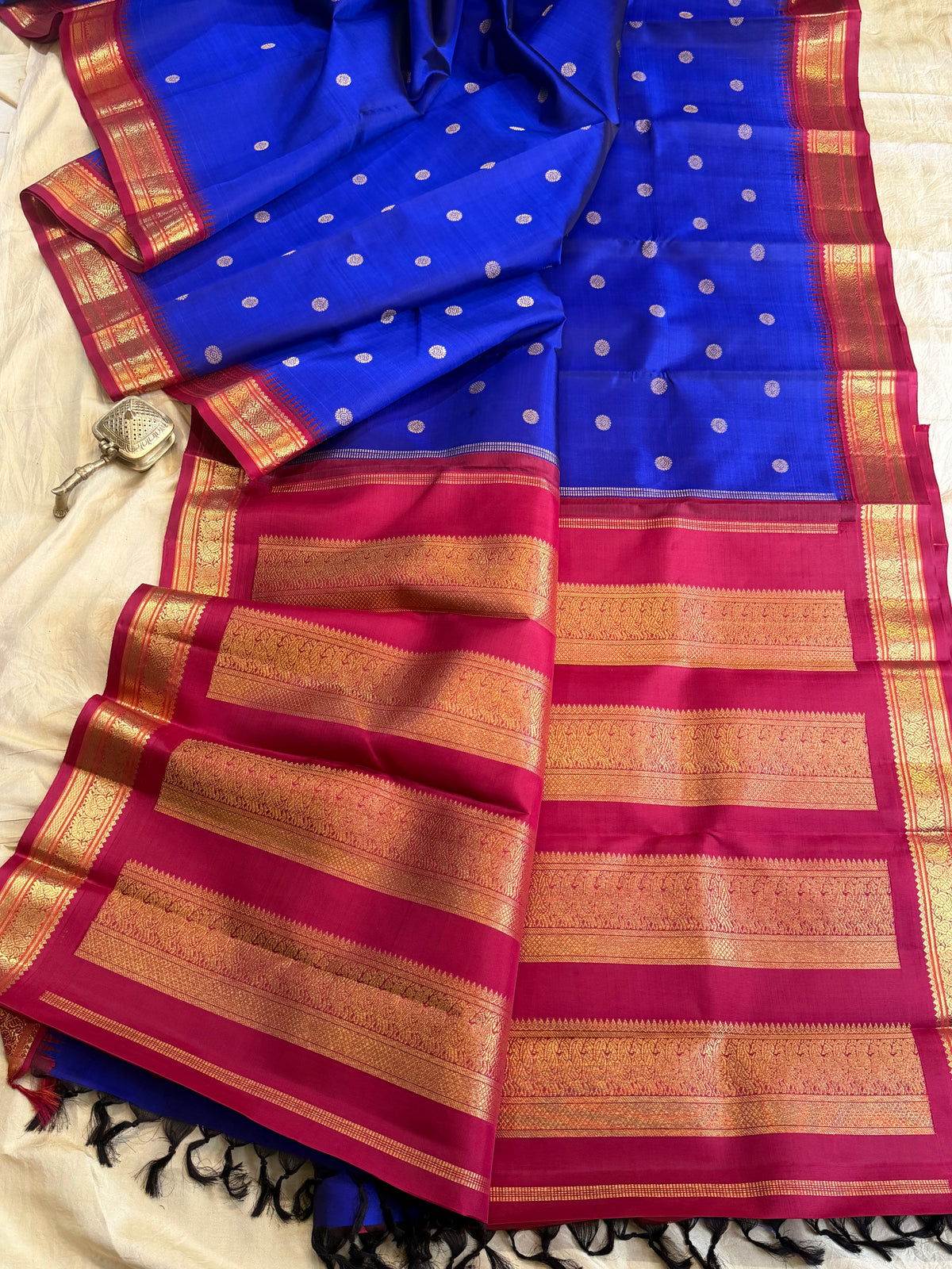 Ms blue Kai Korvai - pure Zari Kanjipuram silk