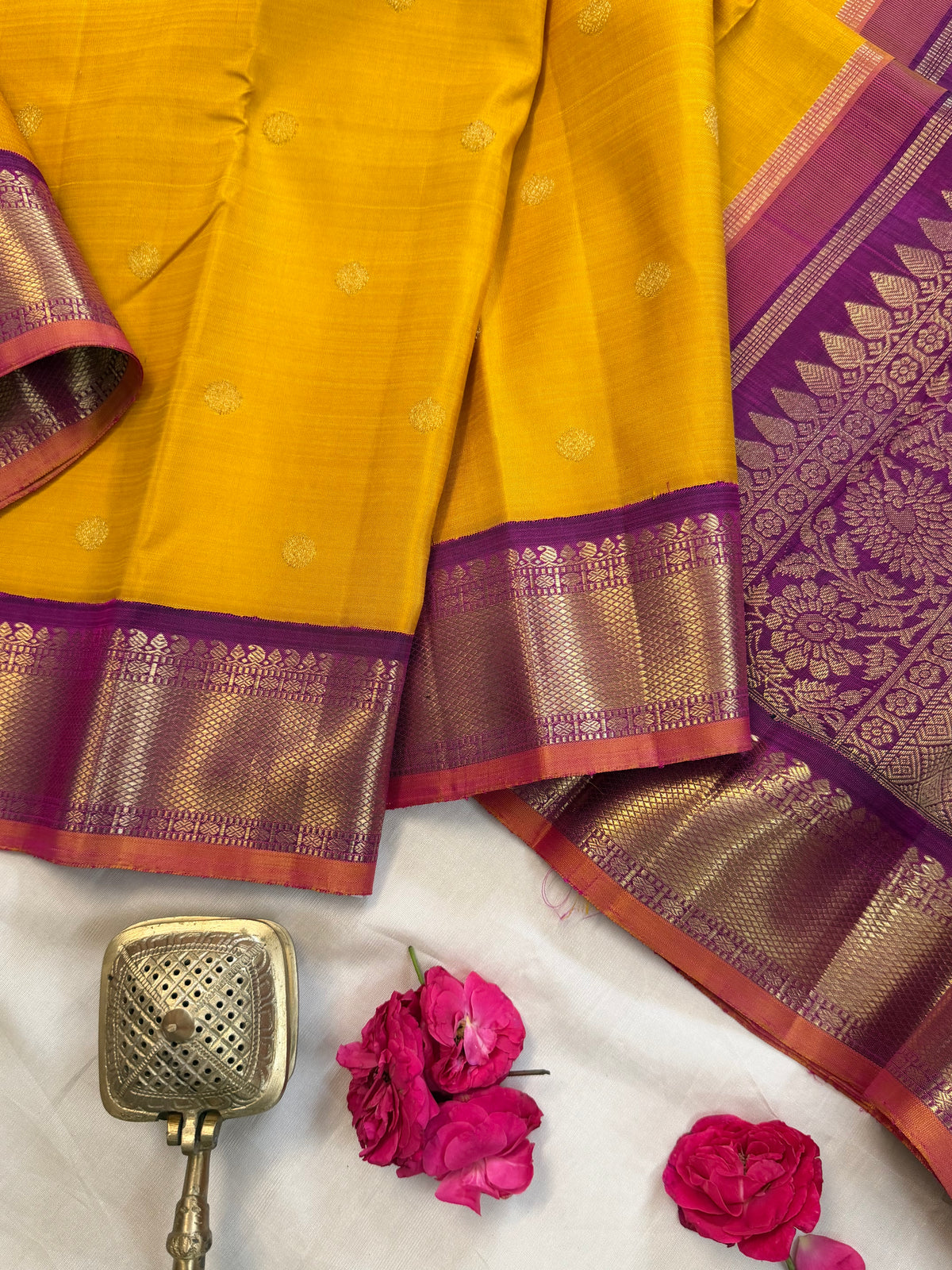Yellow - Day 1 Navarthri colour pure Zari Kanjipuram silk / Mango yellow Korvai