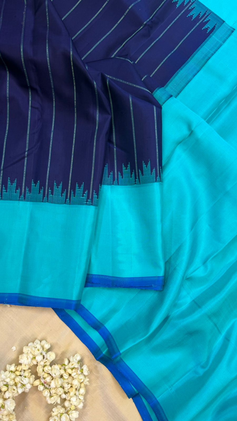 Dark blue and sea blue / Gadwal silk